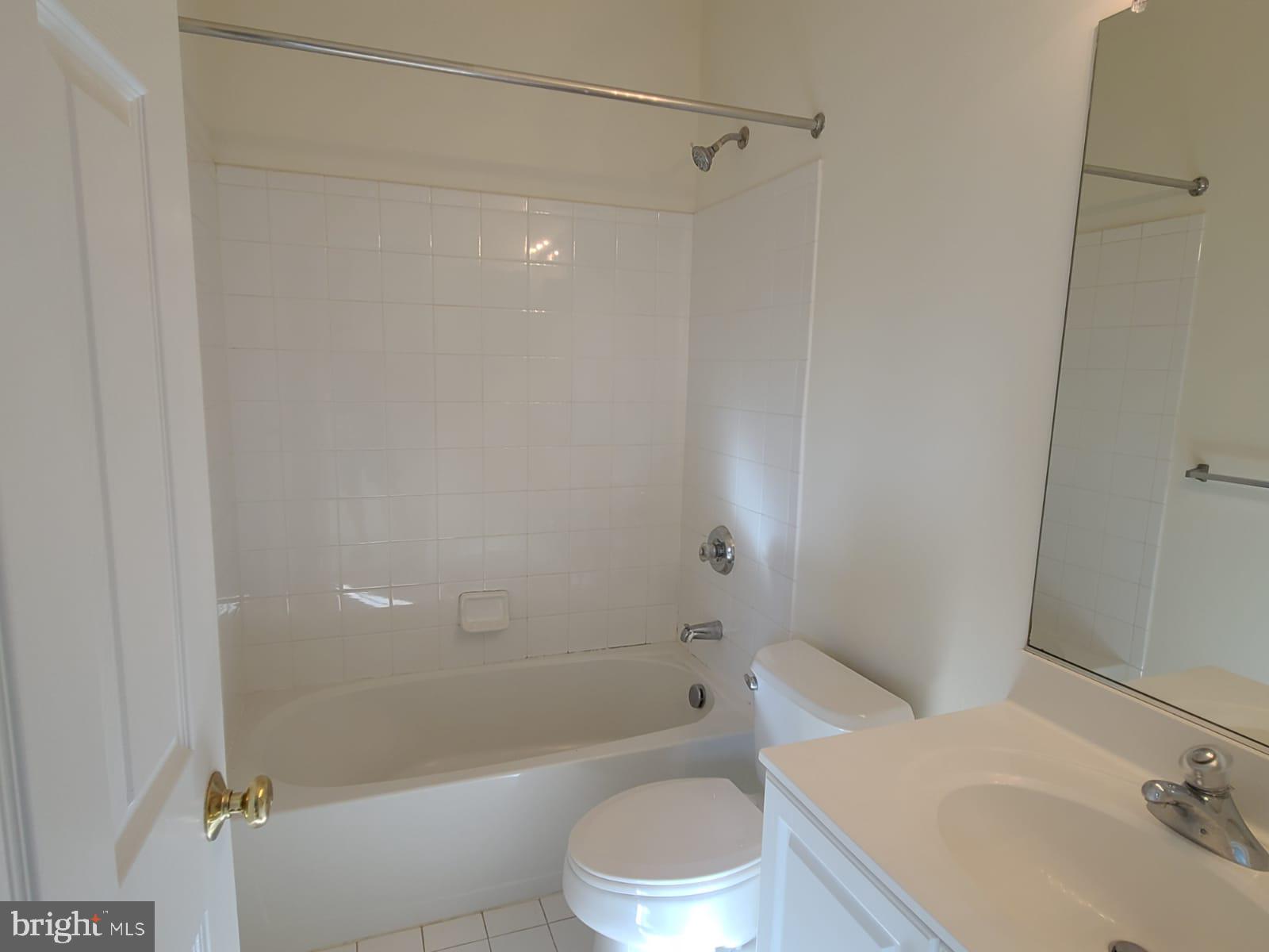 SOUTH RIDING - Residential Lease