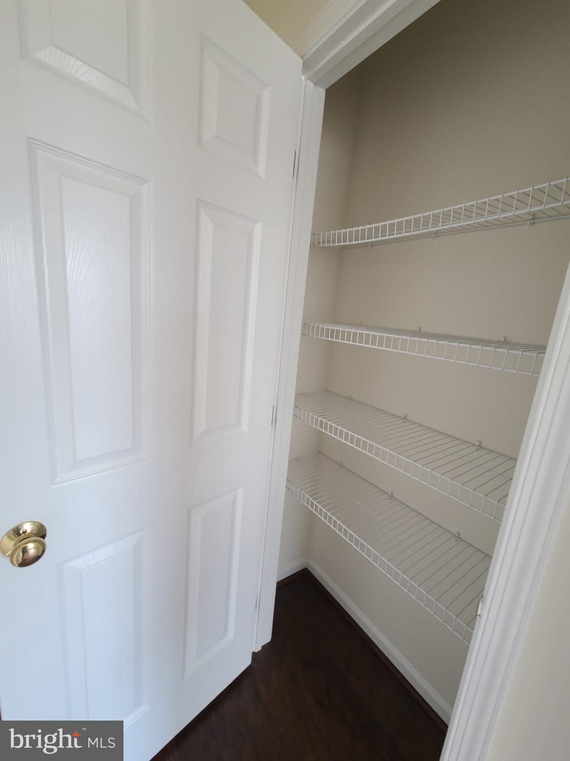 SOUTH RIDING - Residential Lease