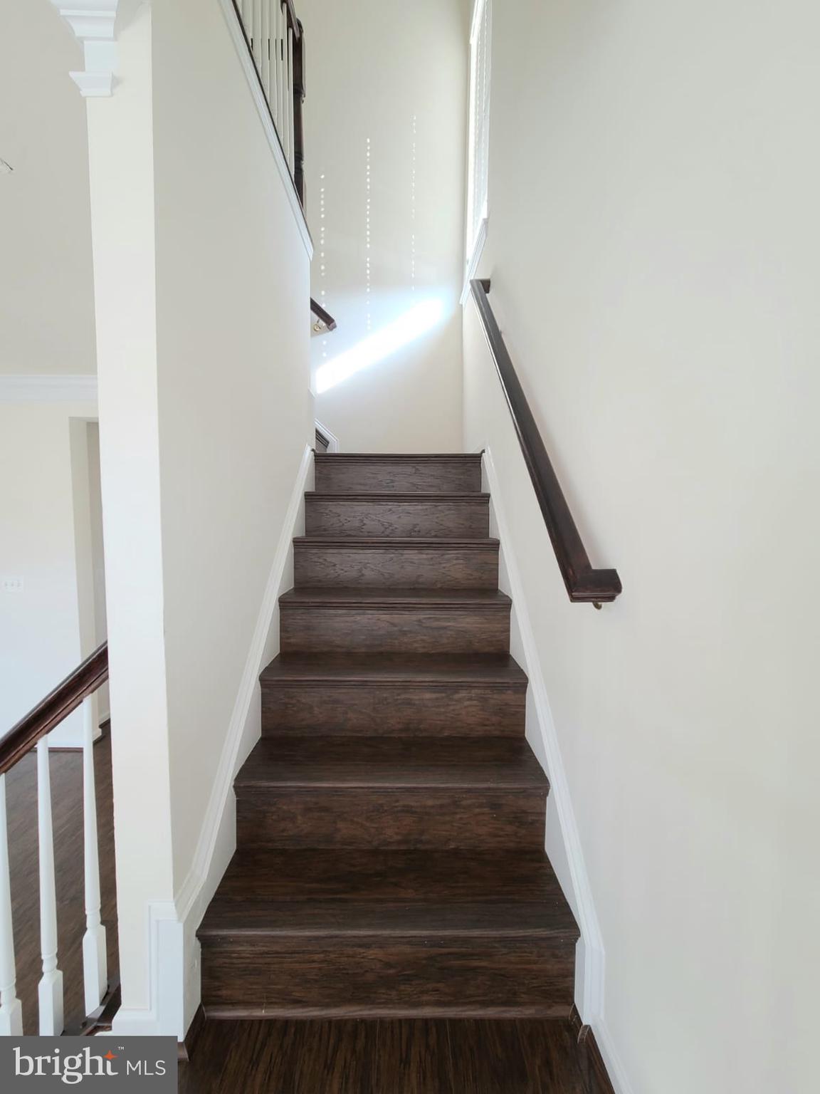 SOUTH RIDING - Residential Lease