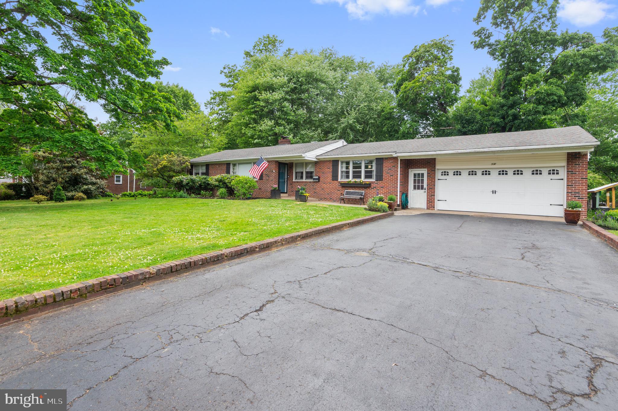 578 KUTCHER ROAD