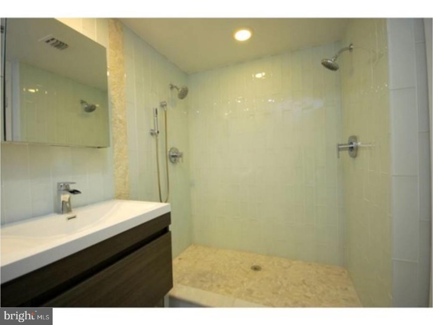 WASHINGTON SQ - Residential Lease
