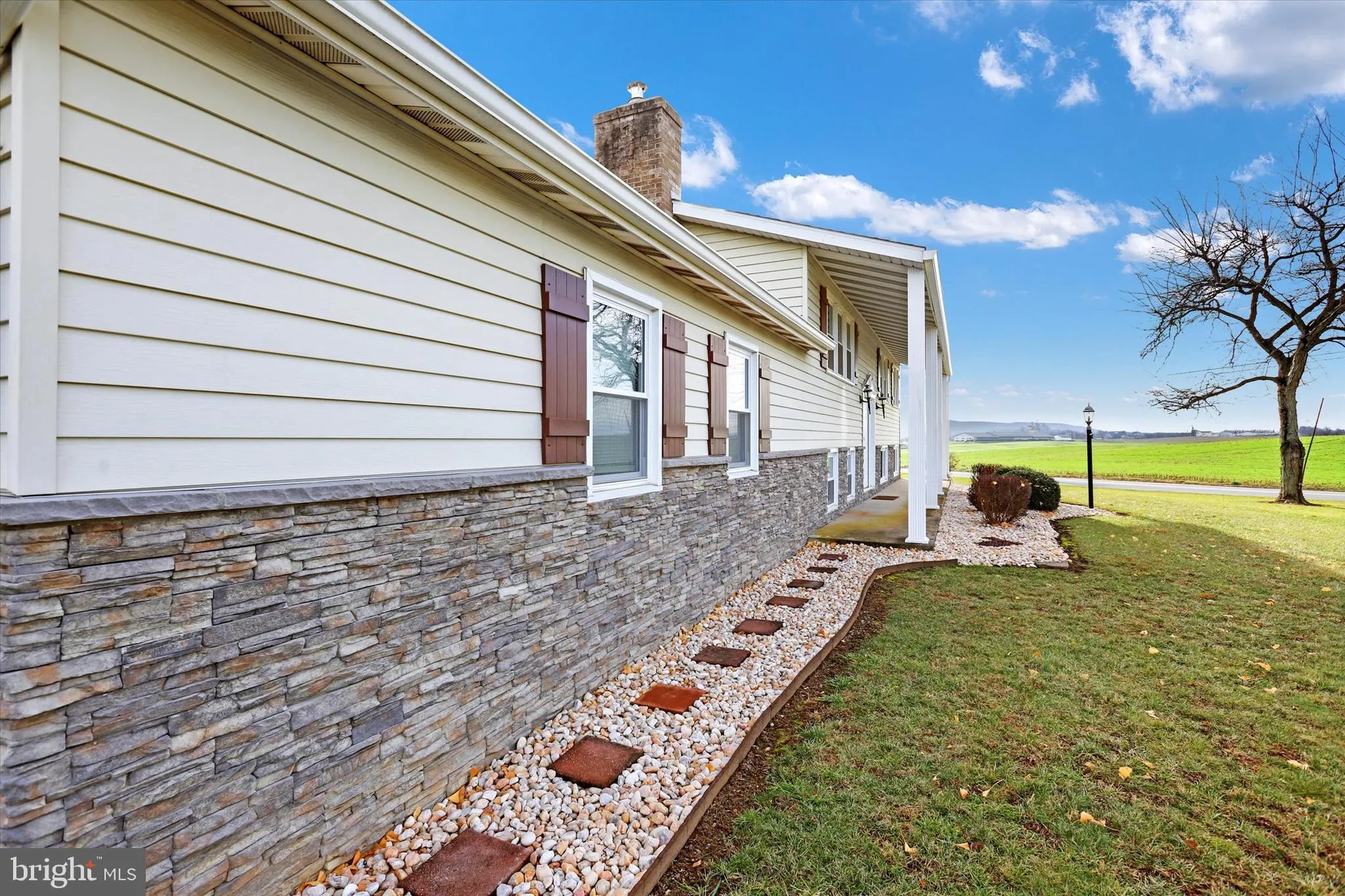 Shippensburg, Pennsylvania 17257, United States, 4 Bedrooms Bedrooms, ,2 BathroomsBathrooms,Residential,Pending,26875