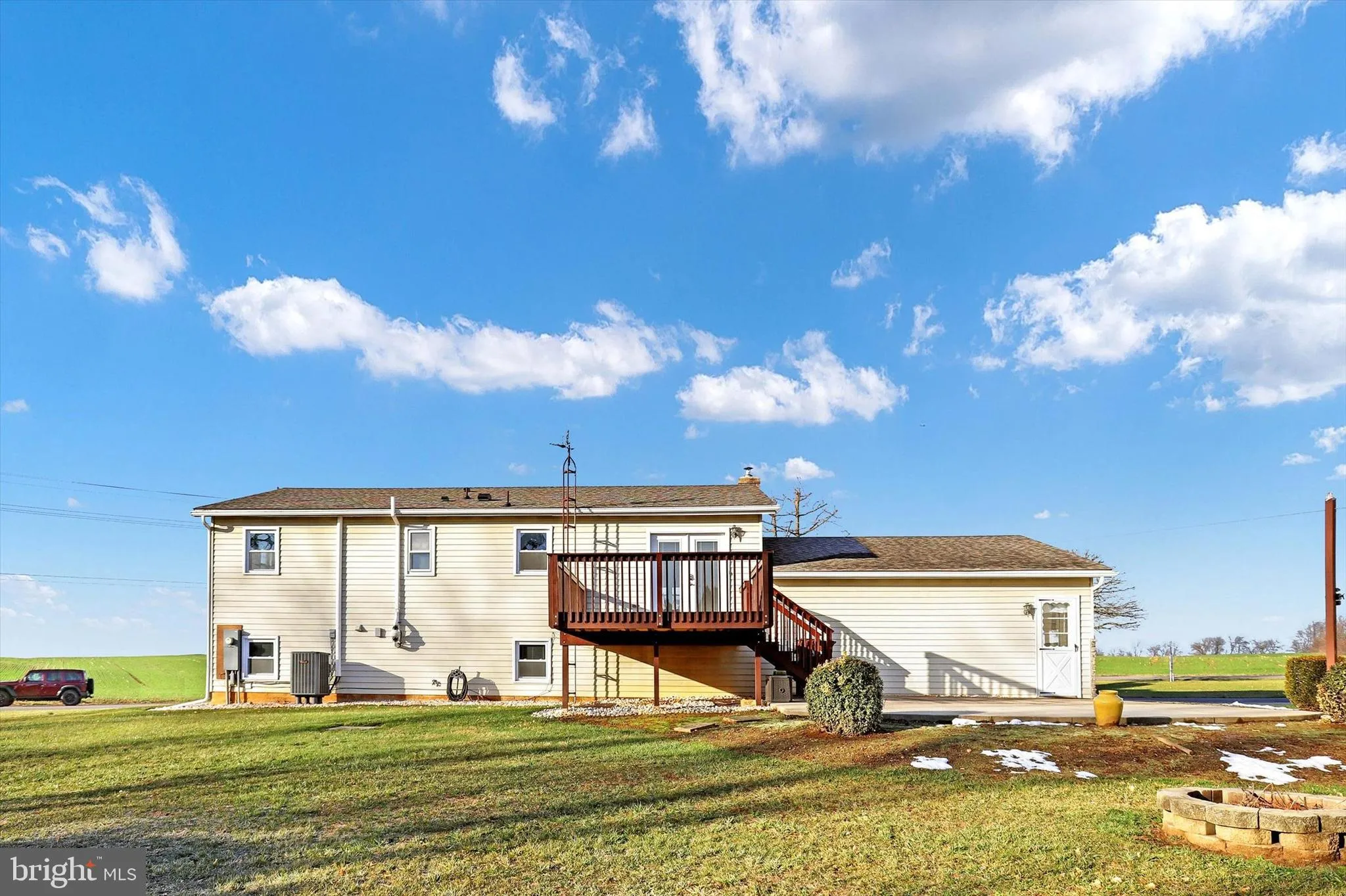 Shippensburg, Pennsylvania 17257, United States, 4 Bedrooms Bedrooms, ,2 BathroomsBathrooms,Residential,Pending,26875