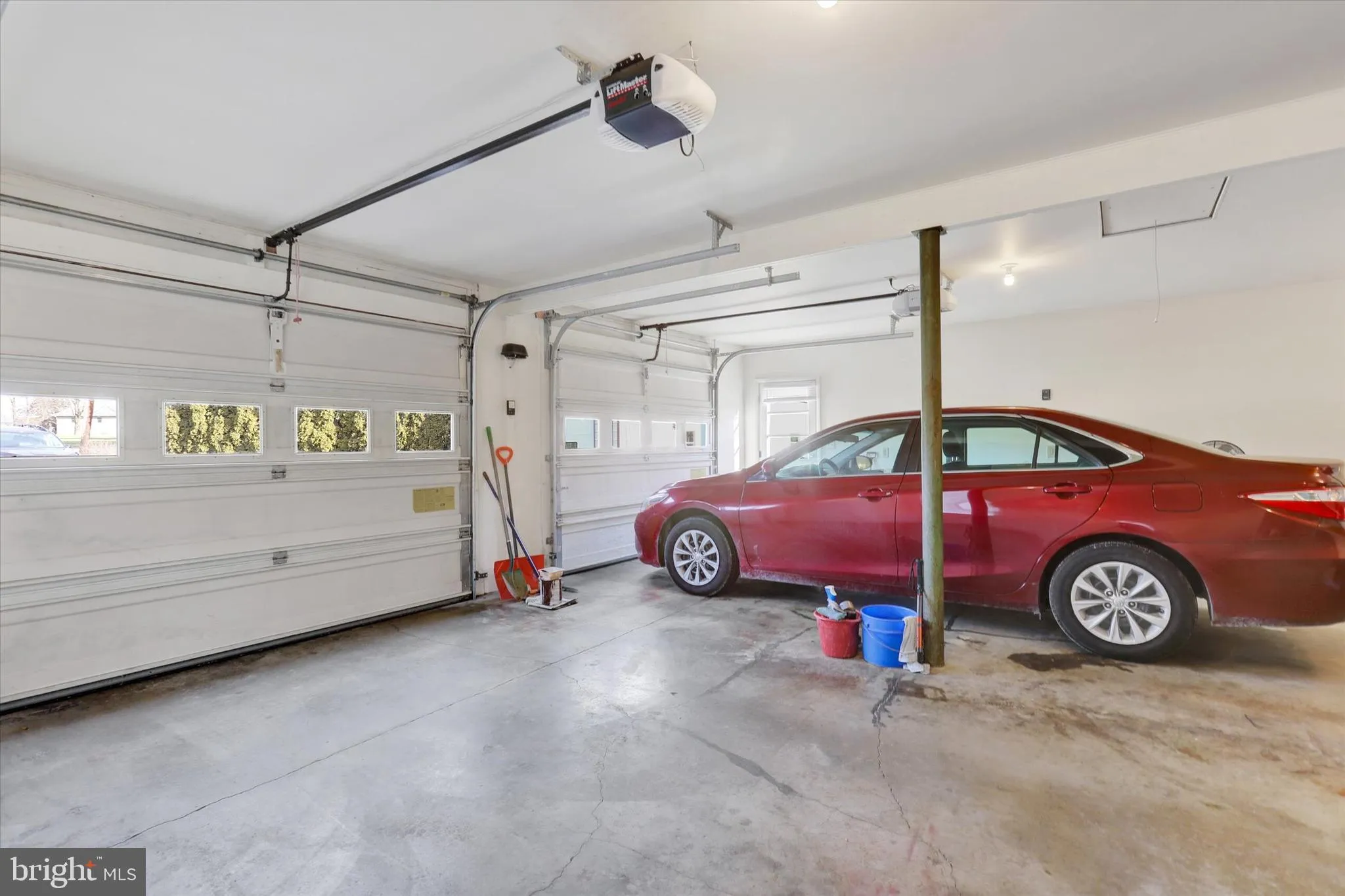 Shippensburg, Pennsylvania 17257, United States, 4 Bedrooms Bedrooms, ,2 BathroomsBathrooms,Residential,Pending,26875