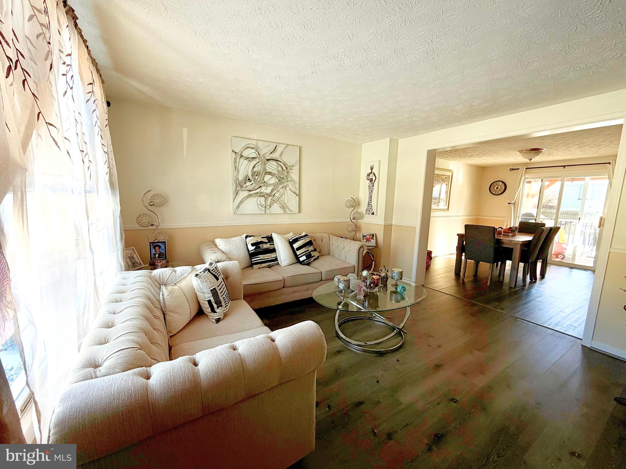 WILLOWCREST - Residential