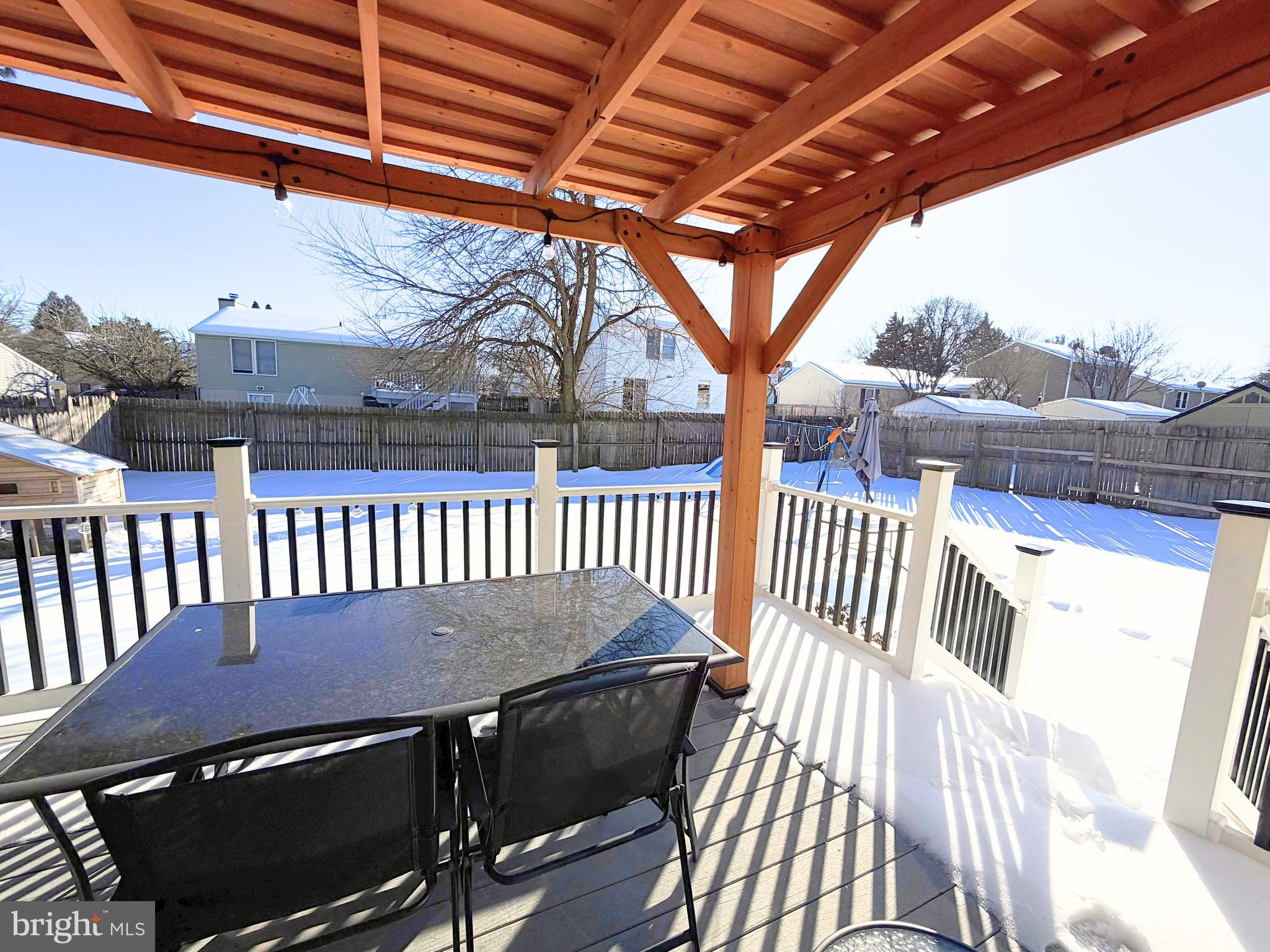 WILLOWCREST - Residential