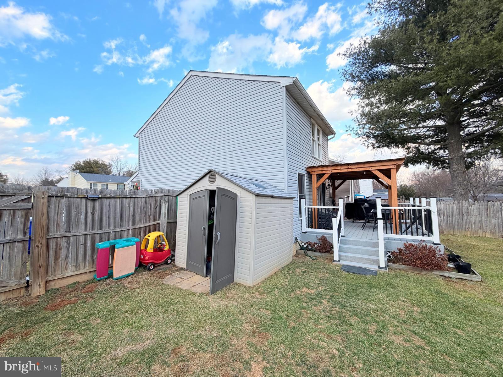 WILLOWCREST - Residential