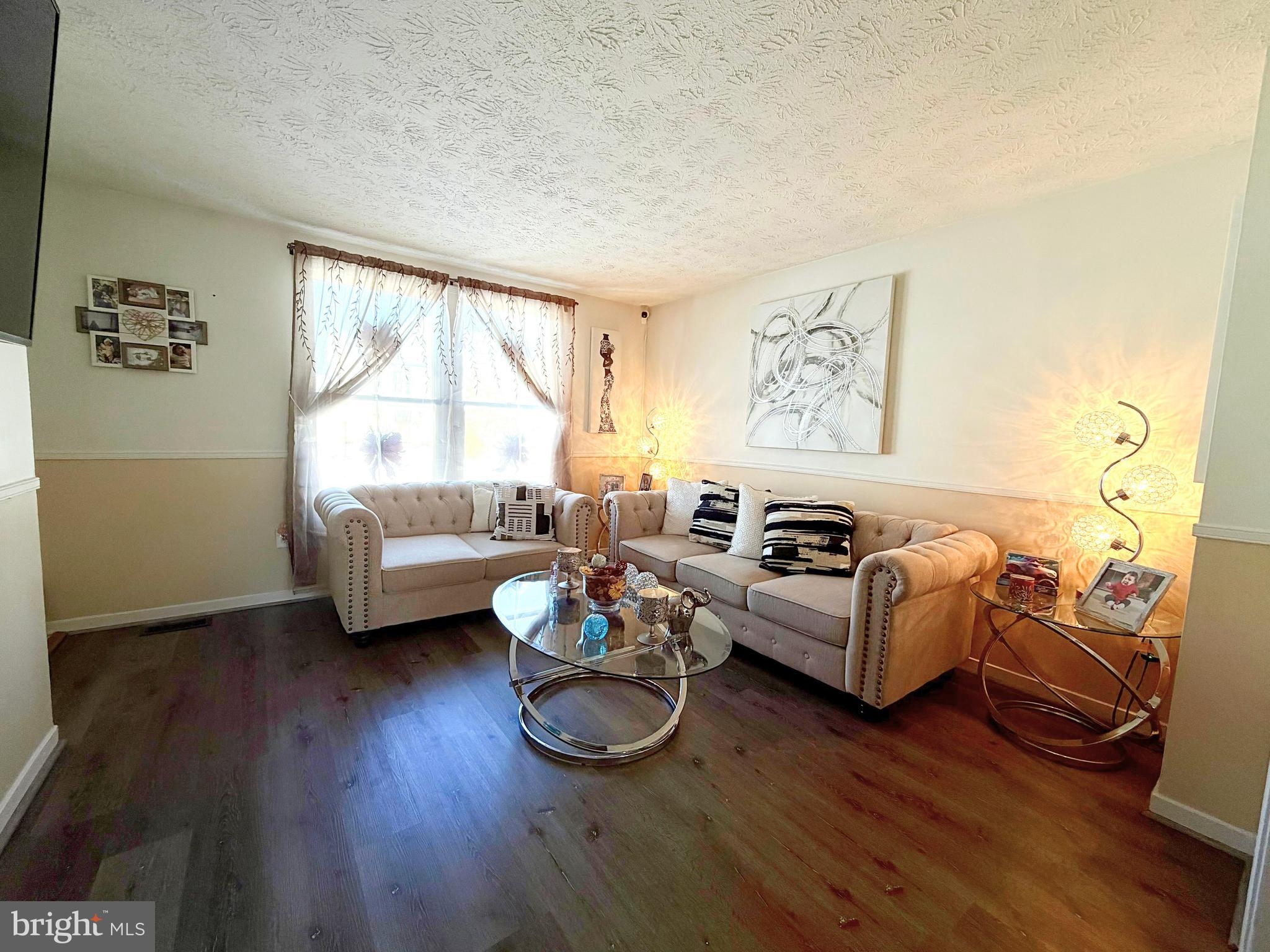 WILLOWCREST - Residential