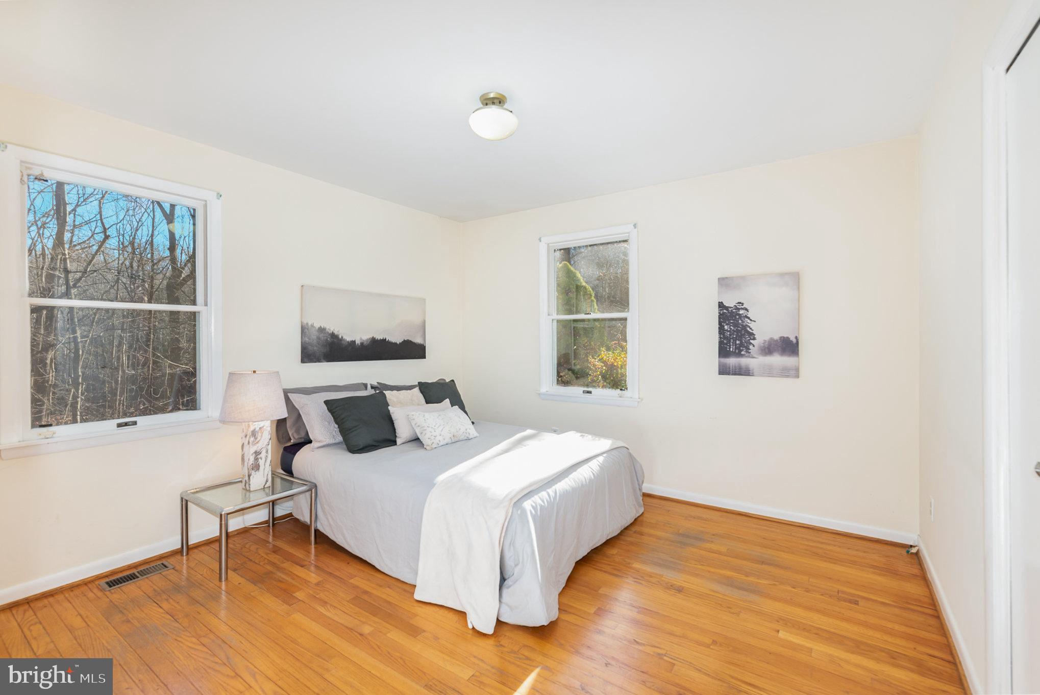 HAMPTON GARDENS - Residential