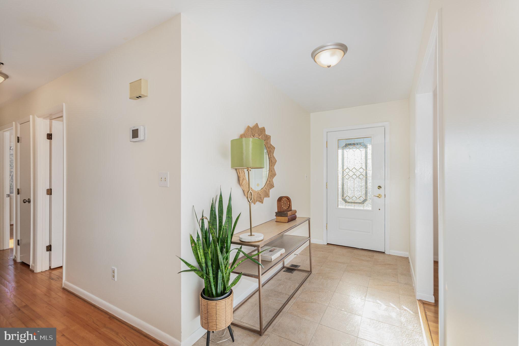 HAMPTON GARDENS - Residential