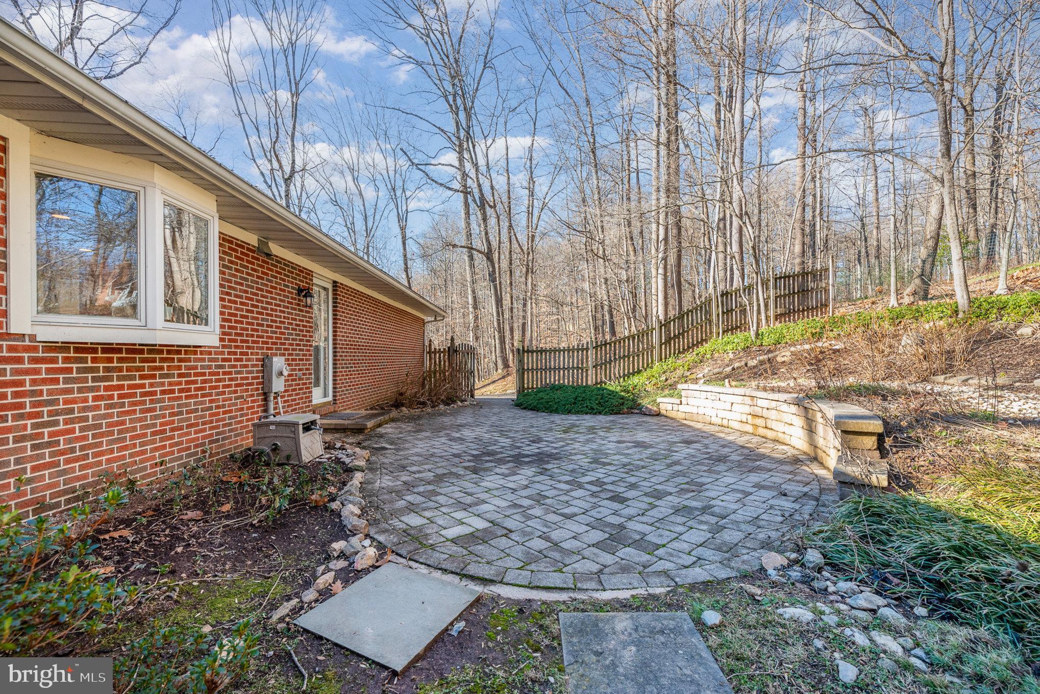 HAMPTON GARDENS - Residential