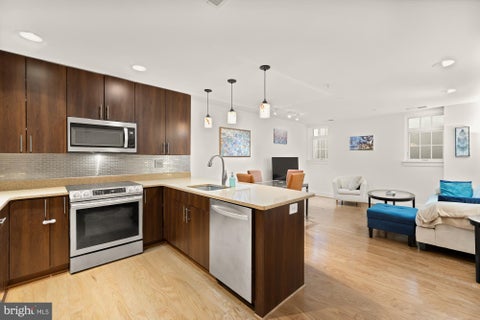 Condo For Sale - 1515 11th Street #C-2<br/> Washington County, WASHINGTON, DC 20001