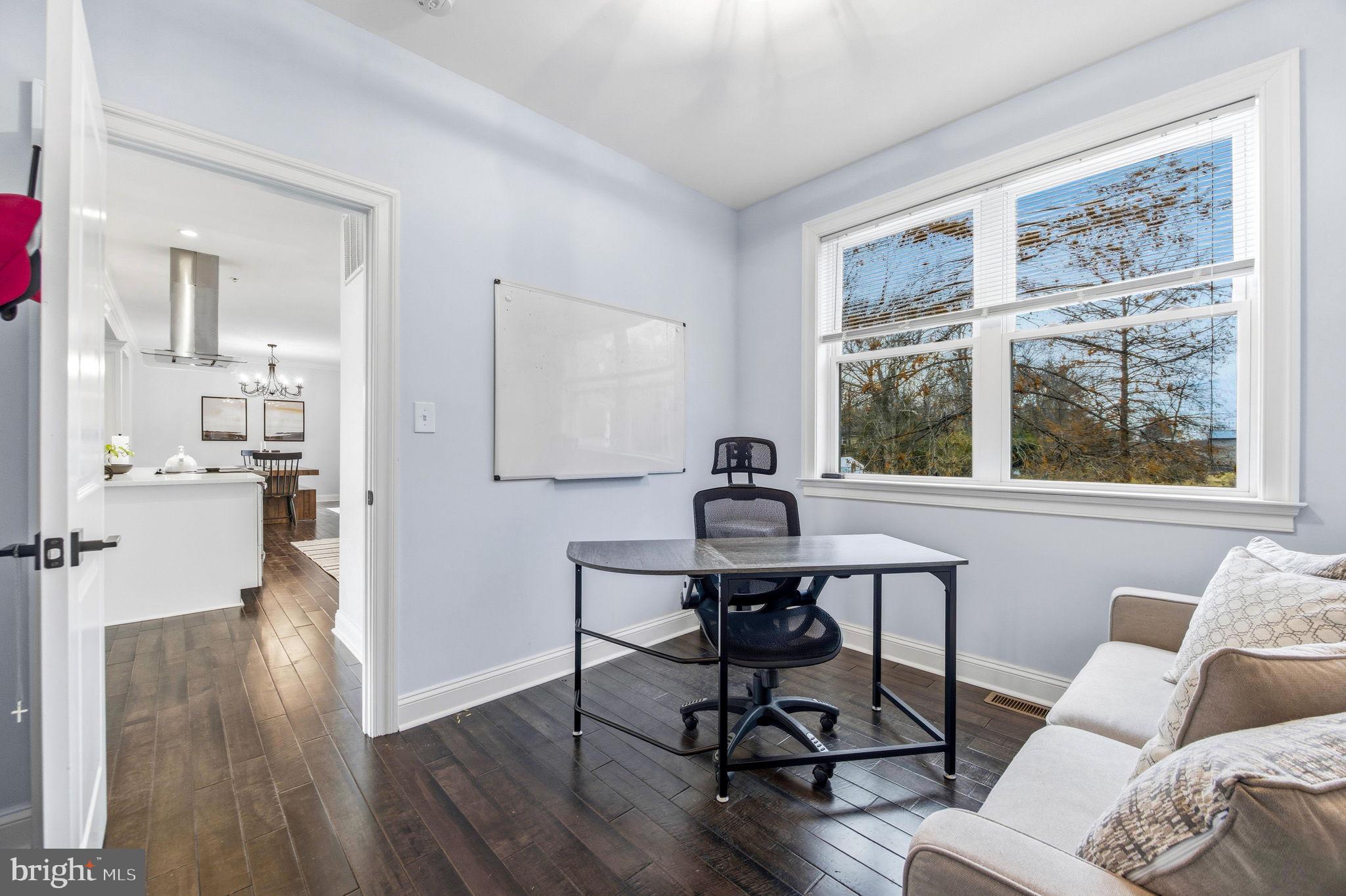 BOWLEYS QUARTERS - Residential