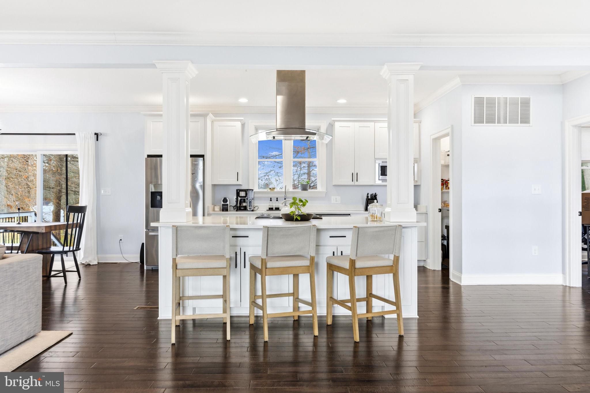 BOWLEYS QUARTERS - Residential