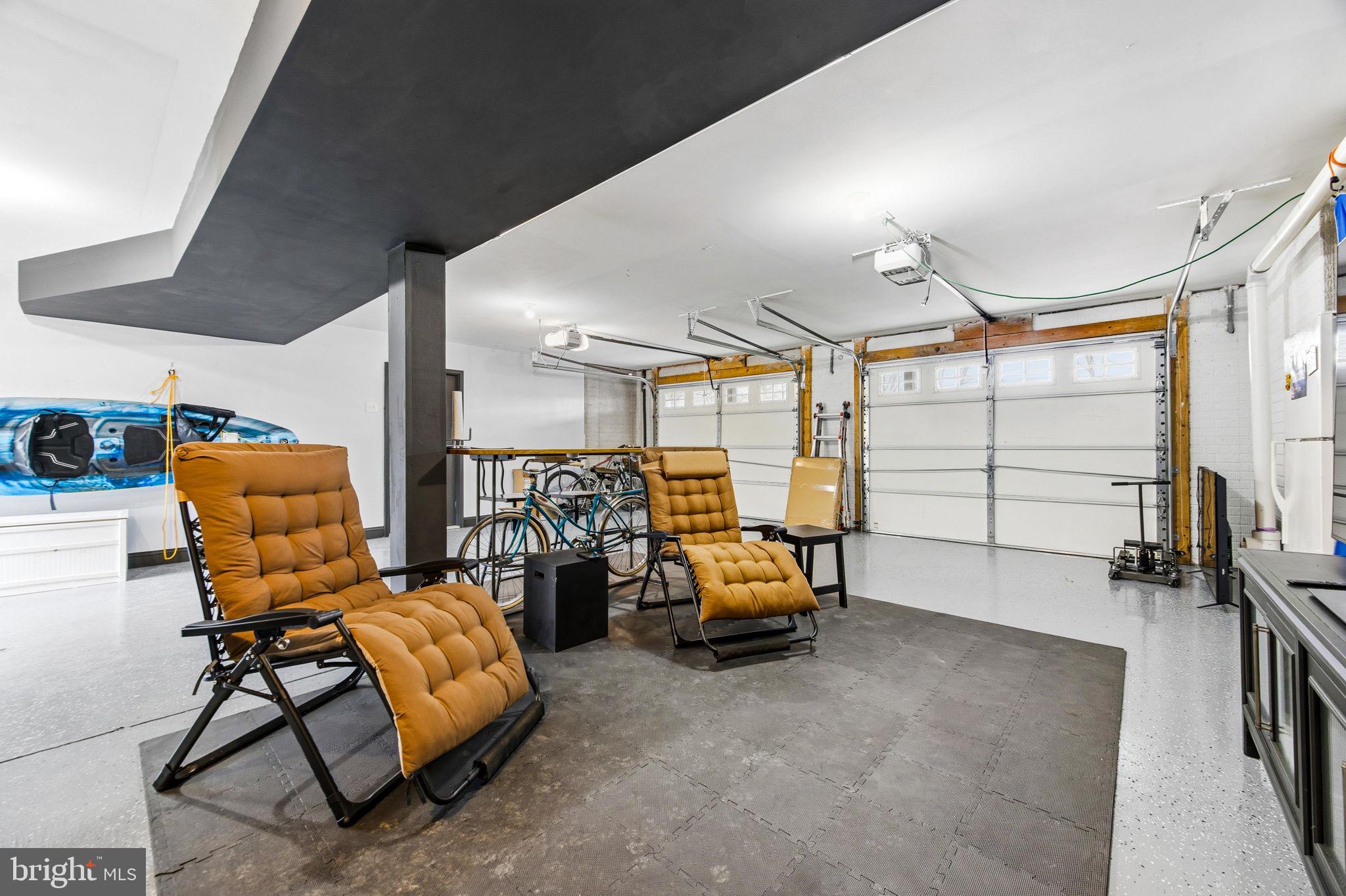 BOWLEYS QUARTERS - Residential