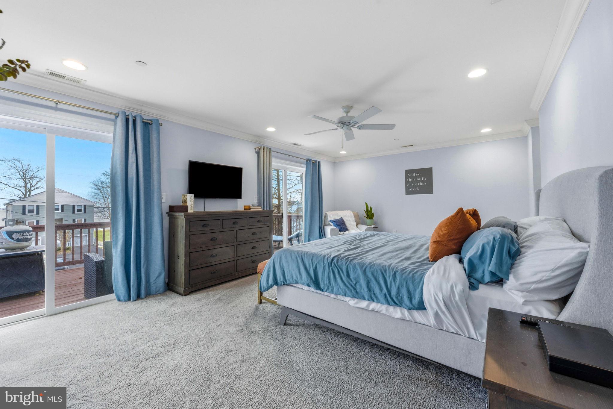 BOWLEYS QUARTERS - Residential