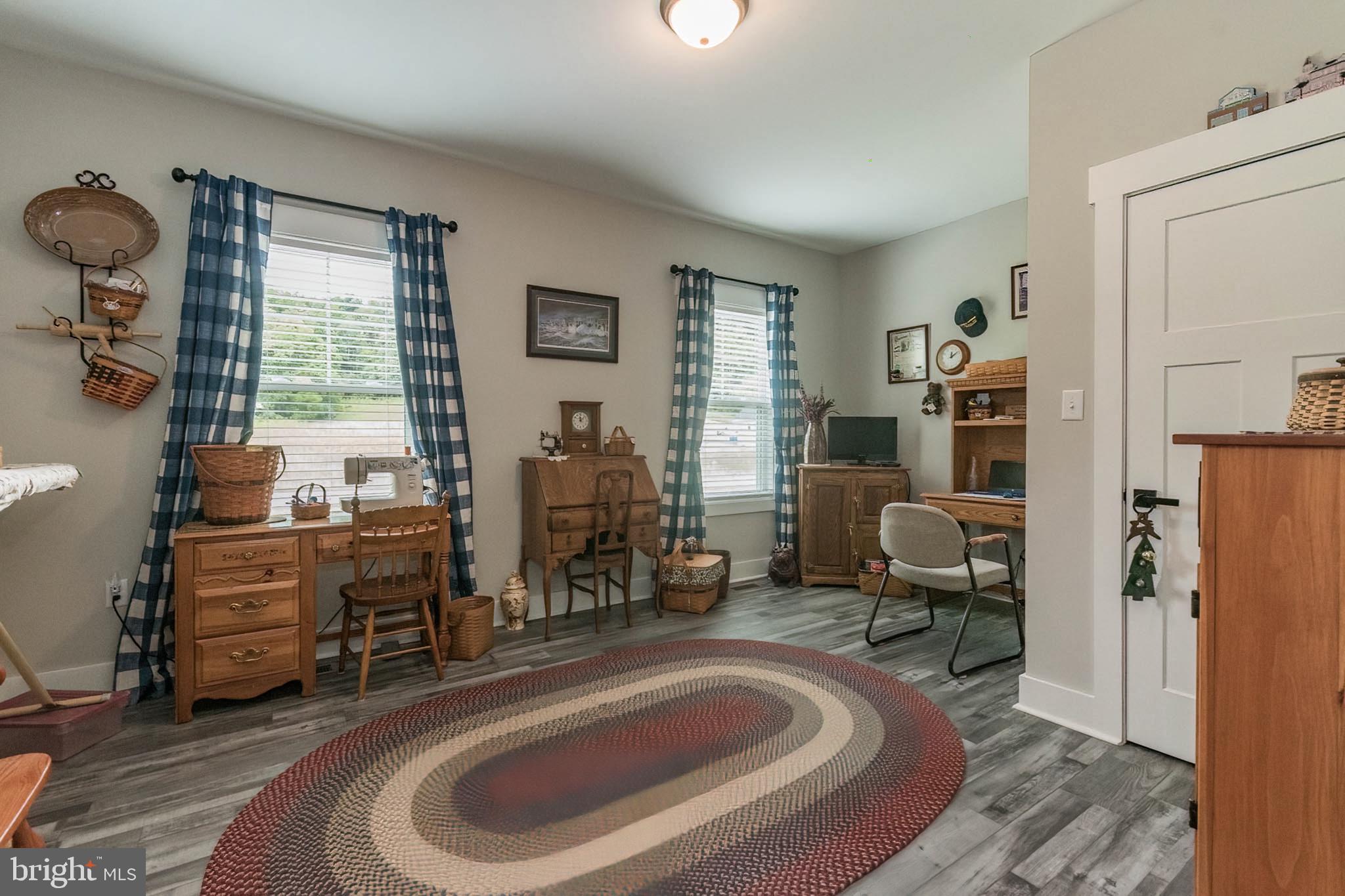 BROOKSIDE - Residential