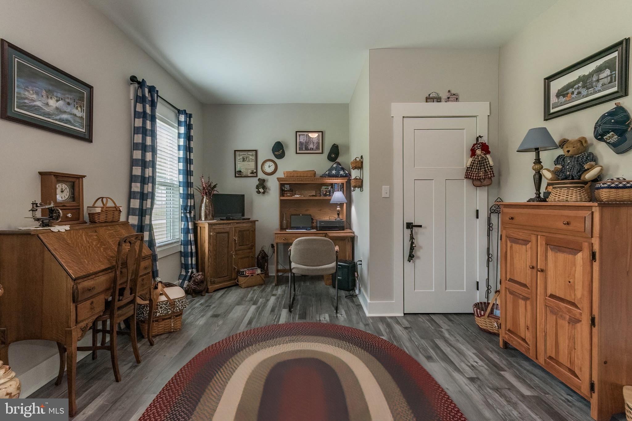 BROOKSIDE - Residential