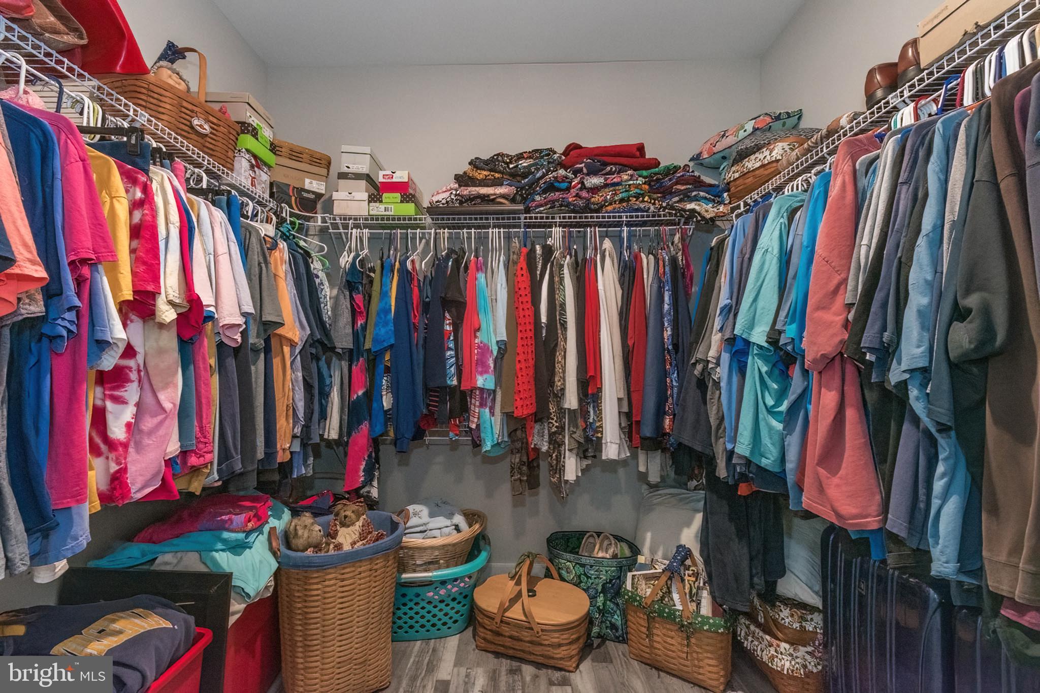 BROOKSIDE - Residential