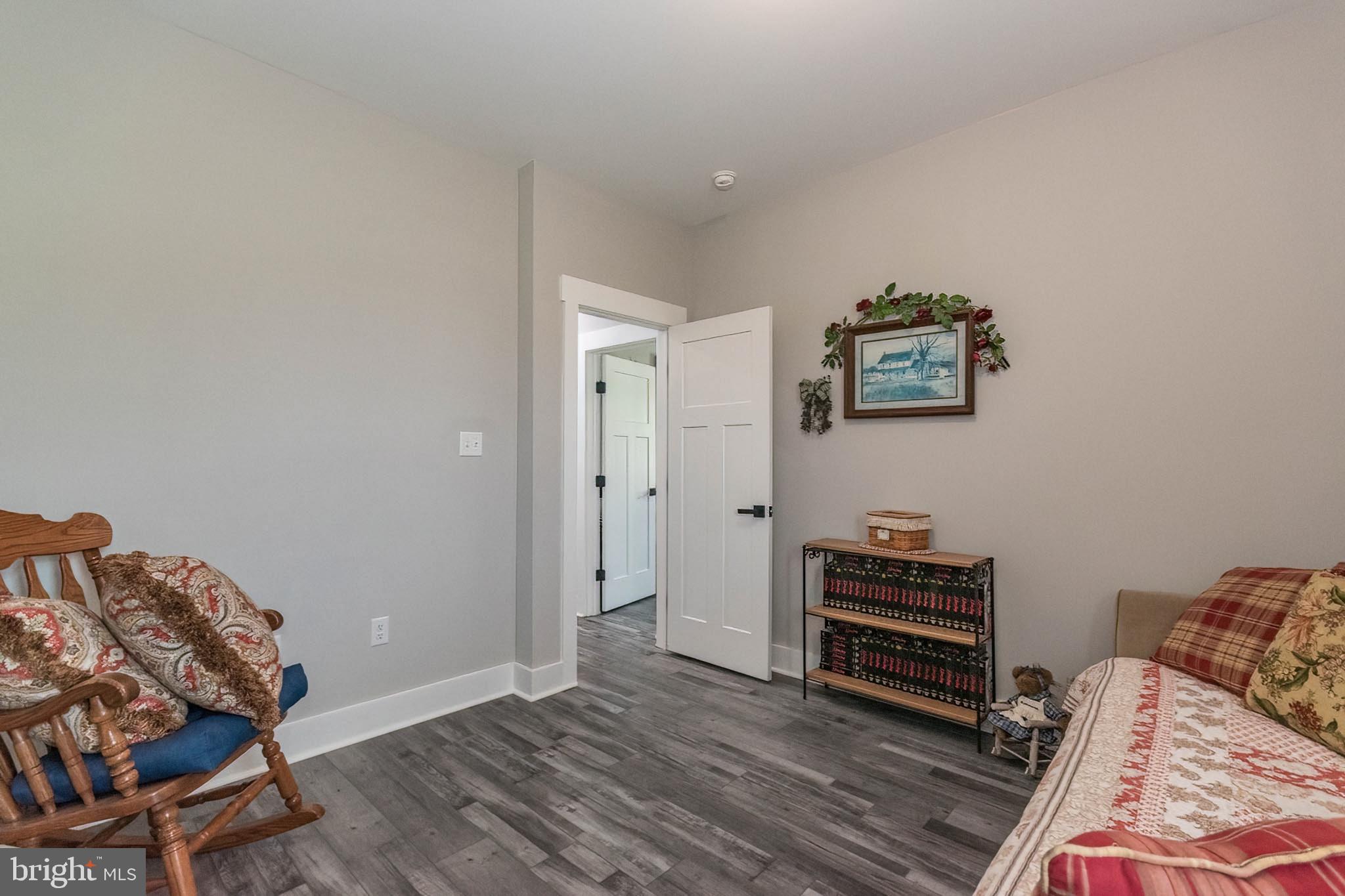 BROOKSIDE - Residential