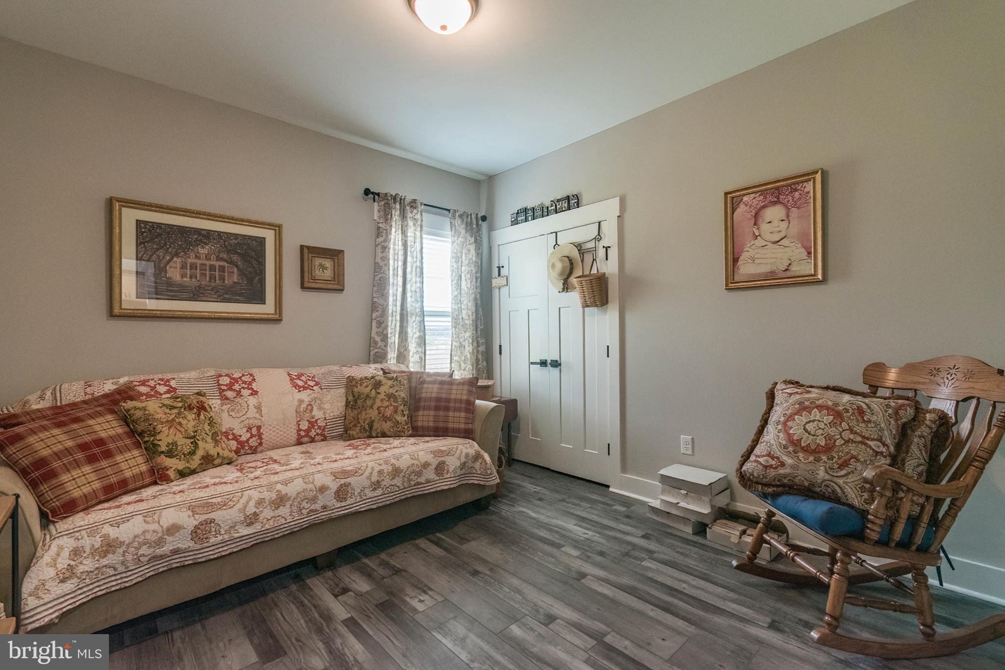 BROOKSIDE - Residential