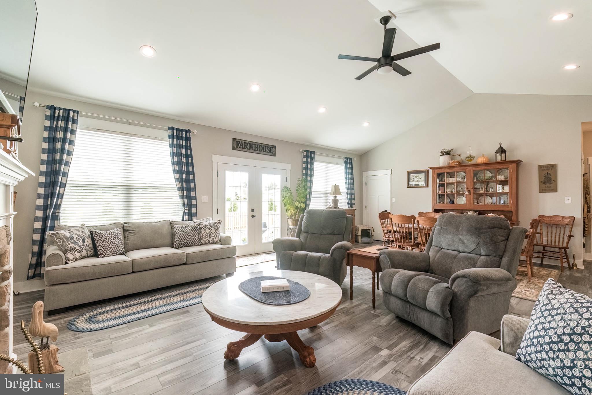 BROOKSIDE - Residential