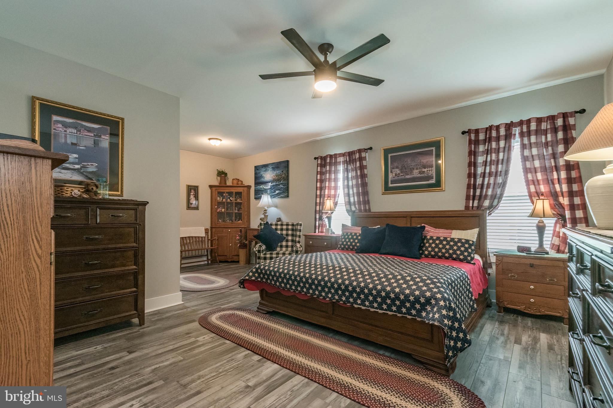 BROOKSIDE - Residential