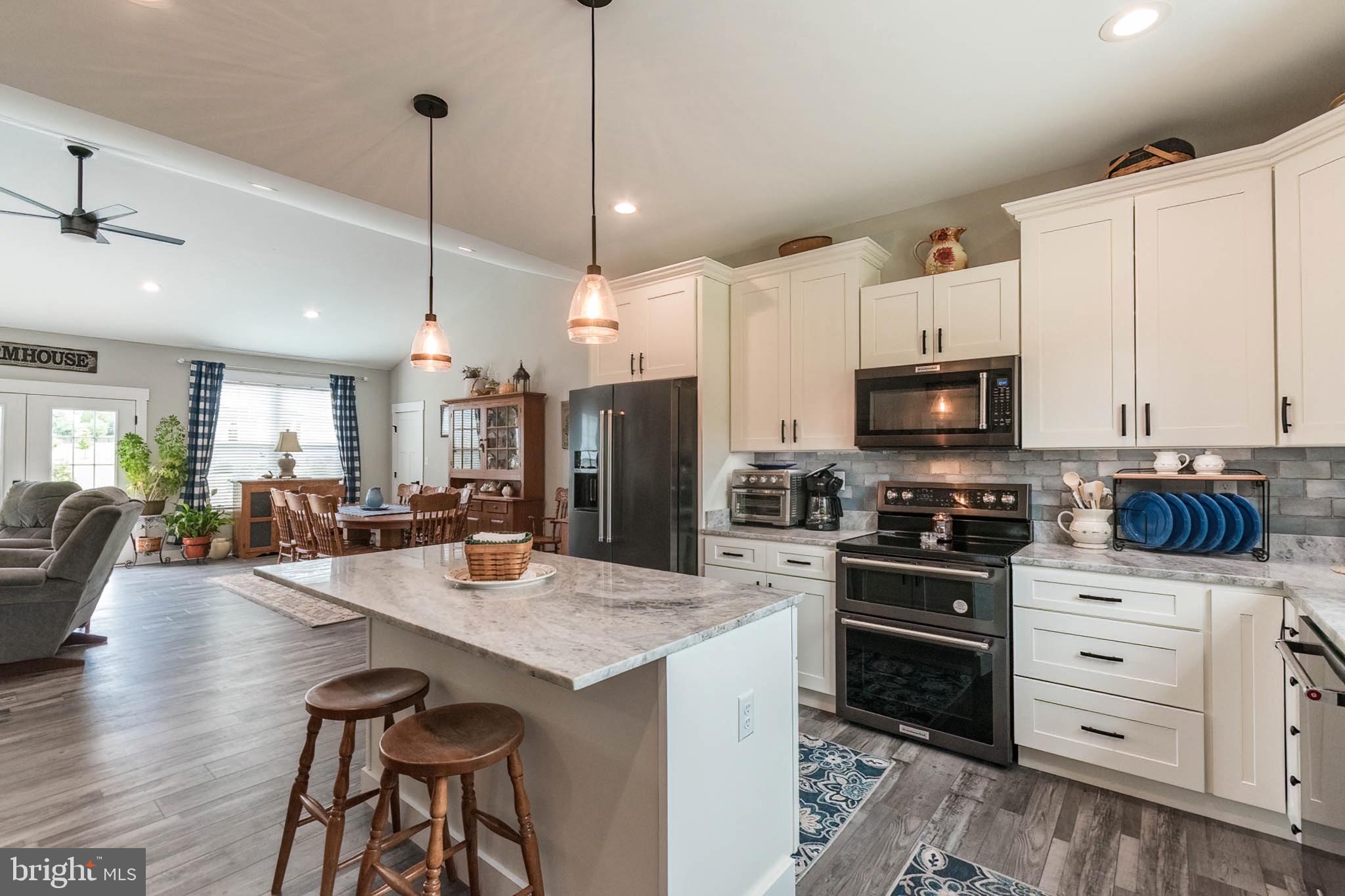 BROOKSIDE - Residential