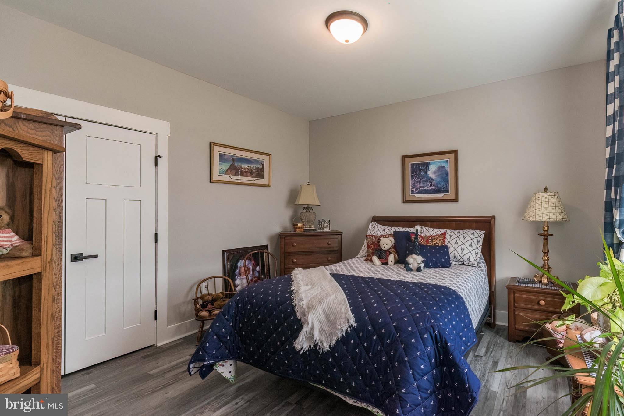 BROOKSIDE - Residential