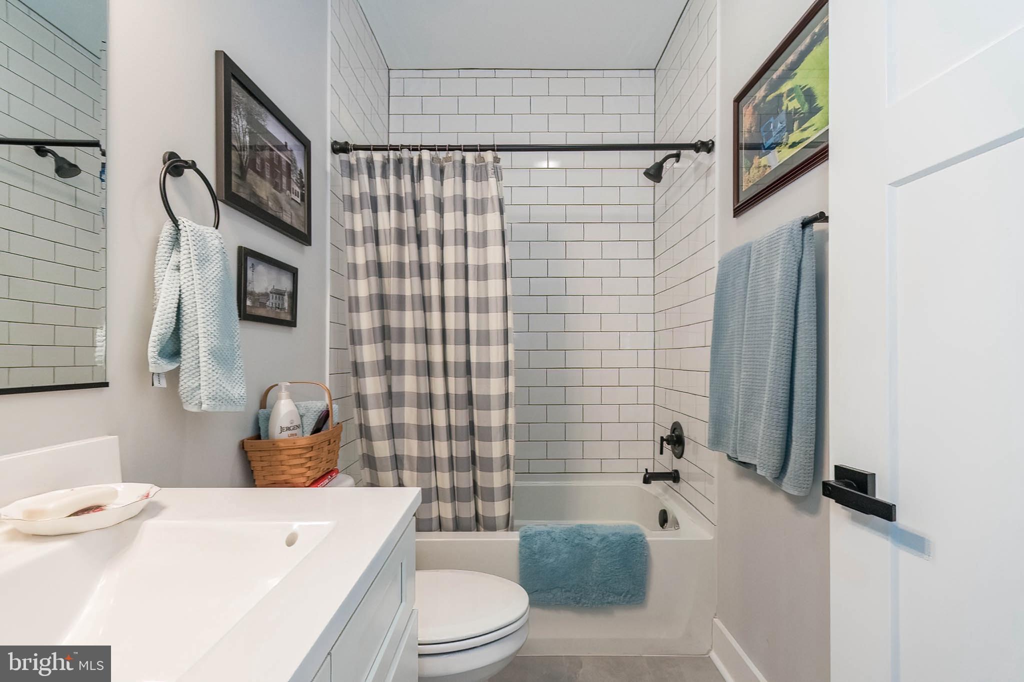 BROOKSIDE - Residential