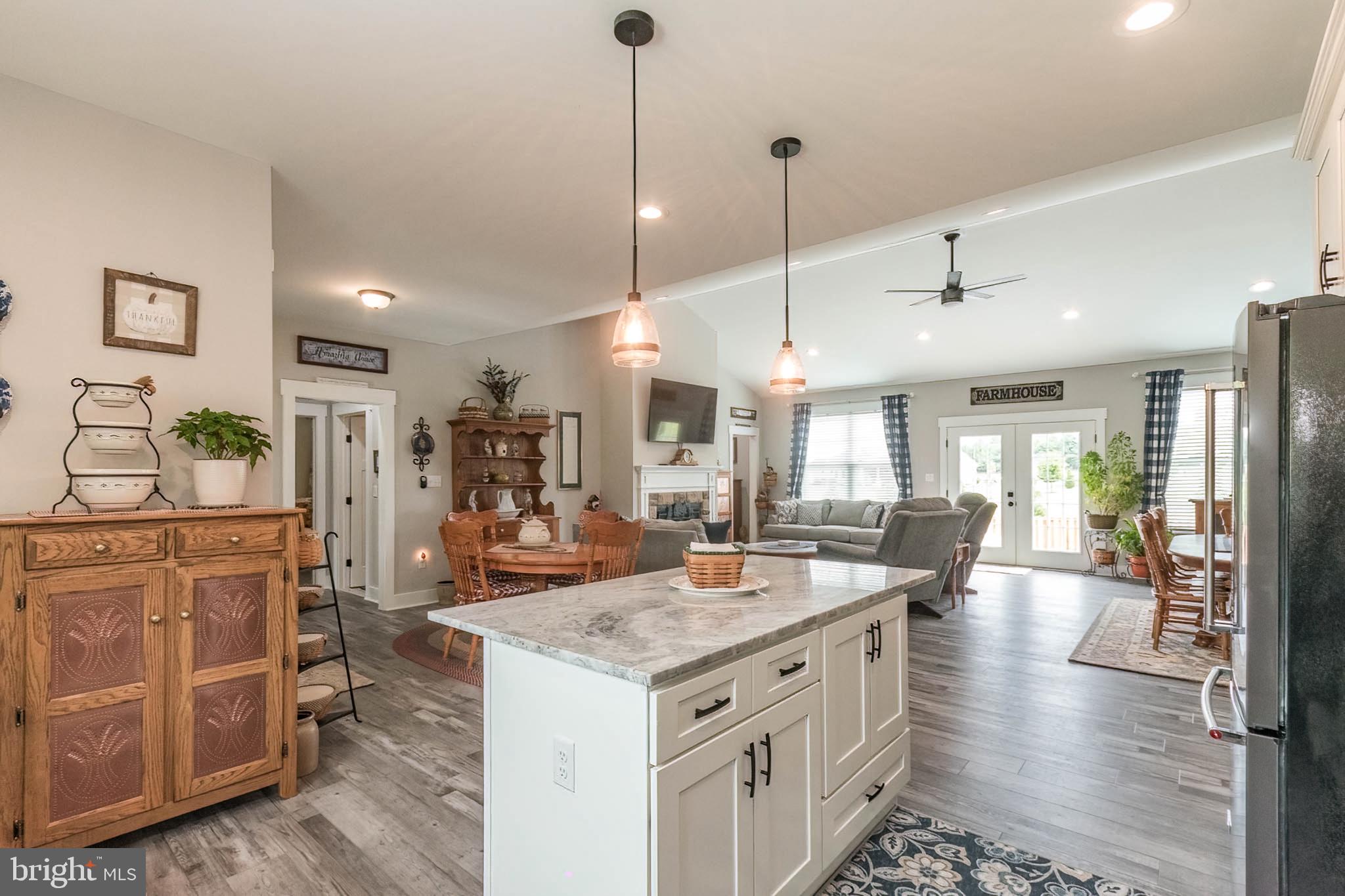 BROOKSIDE - Residential