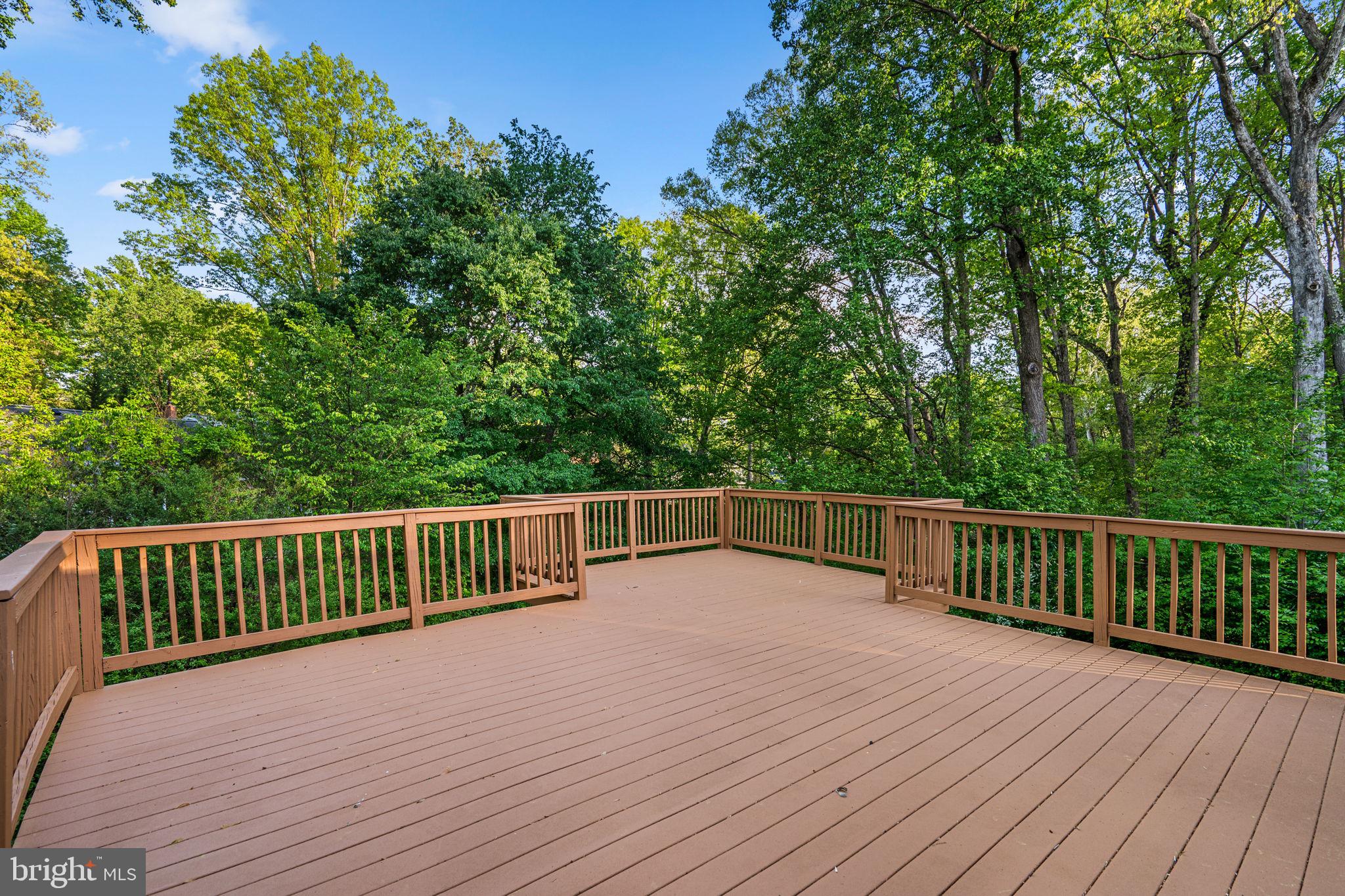 CAMELOT - Residential