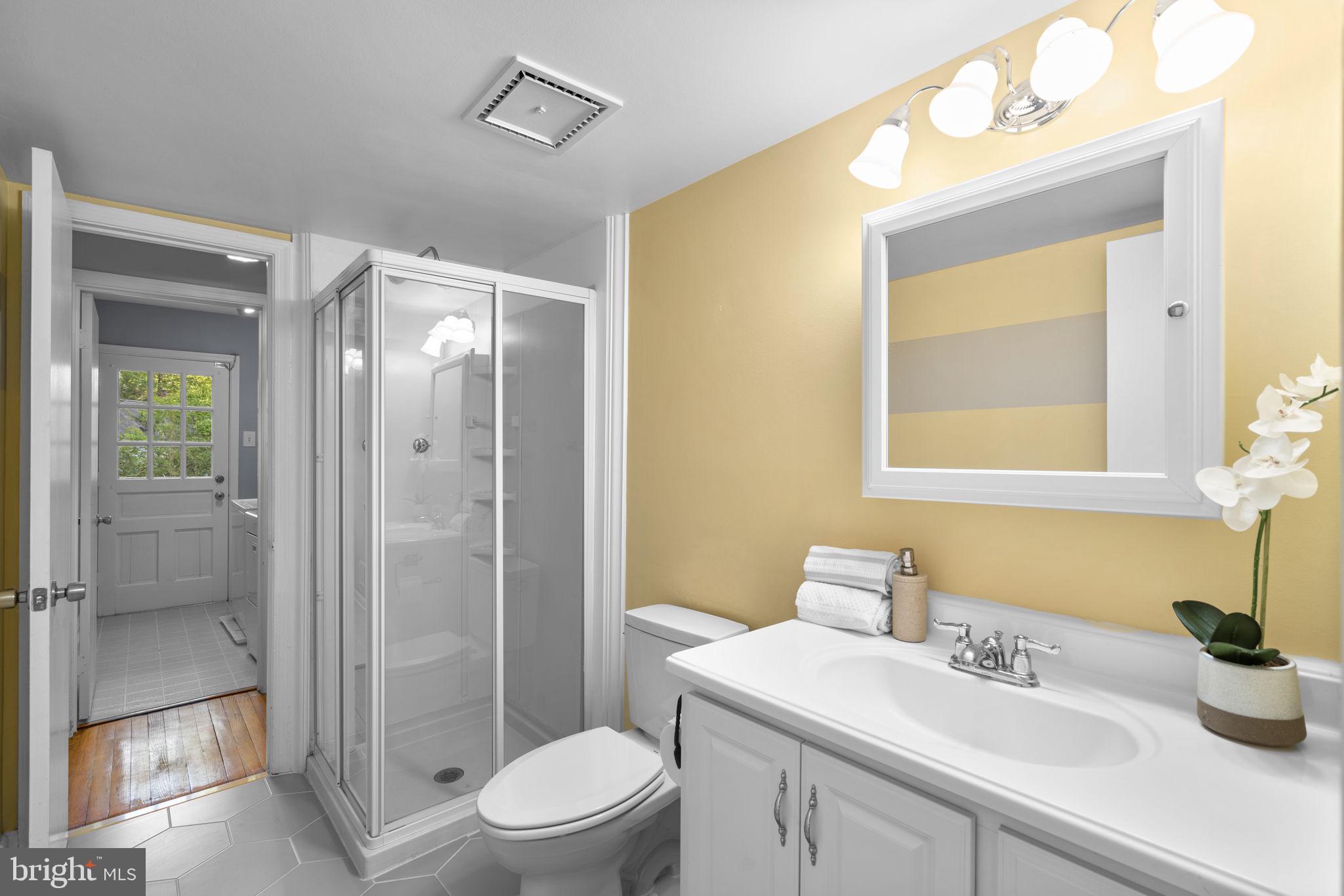 CAMELOT - Residential