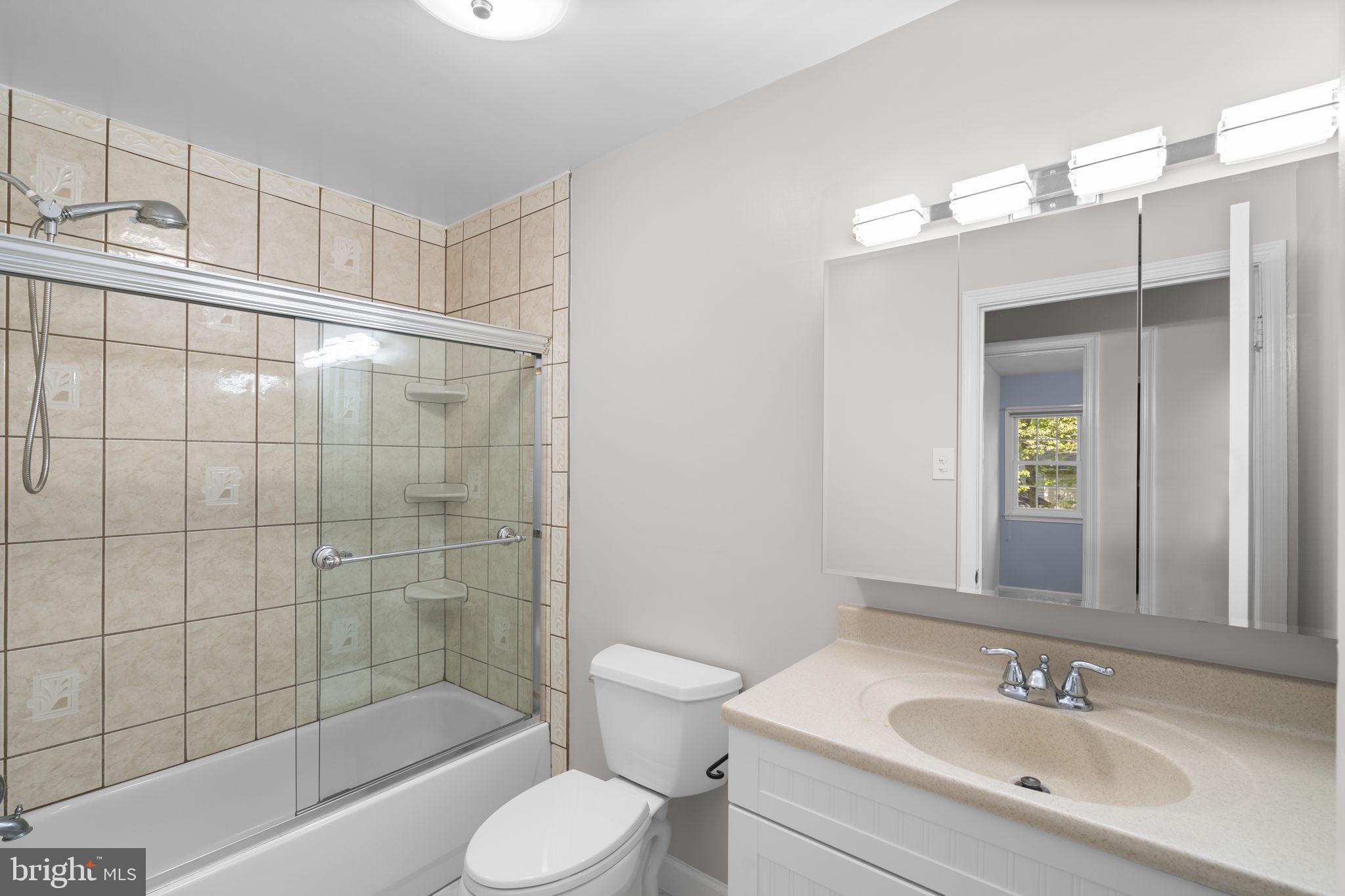 CAMELOT - Residential