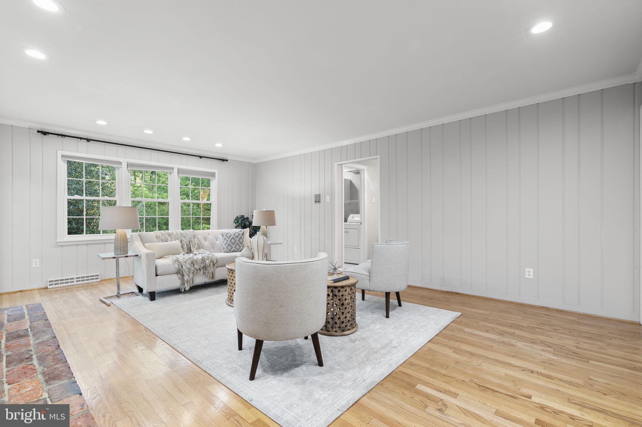 CAMELOT - Residential