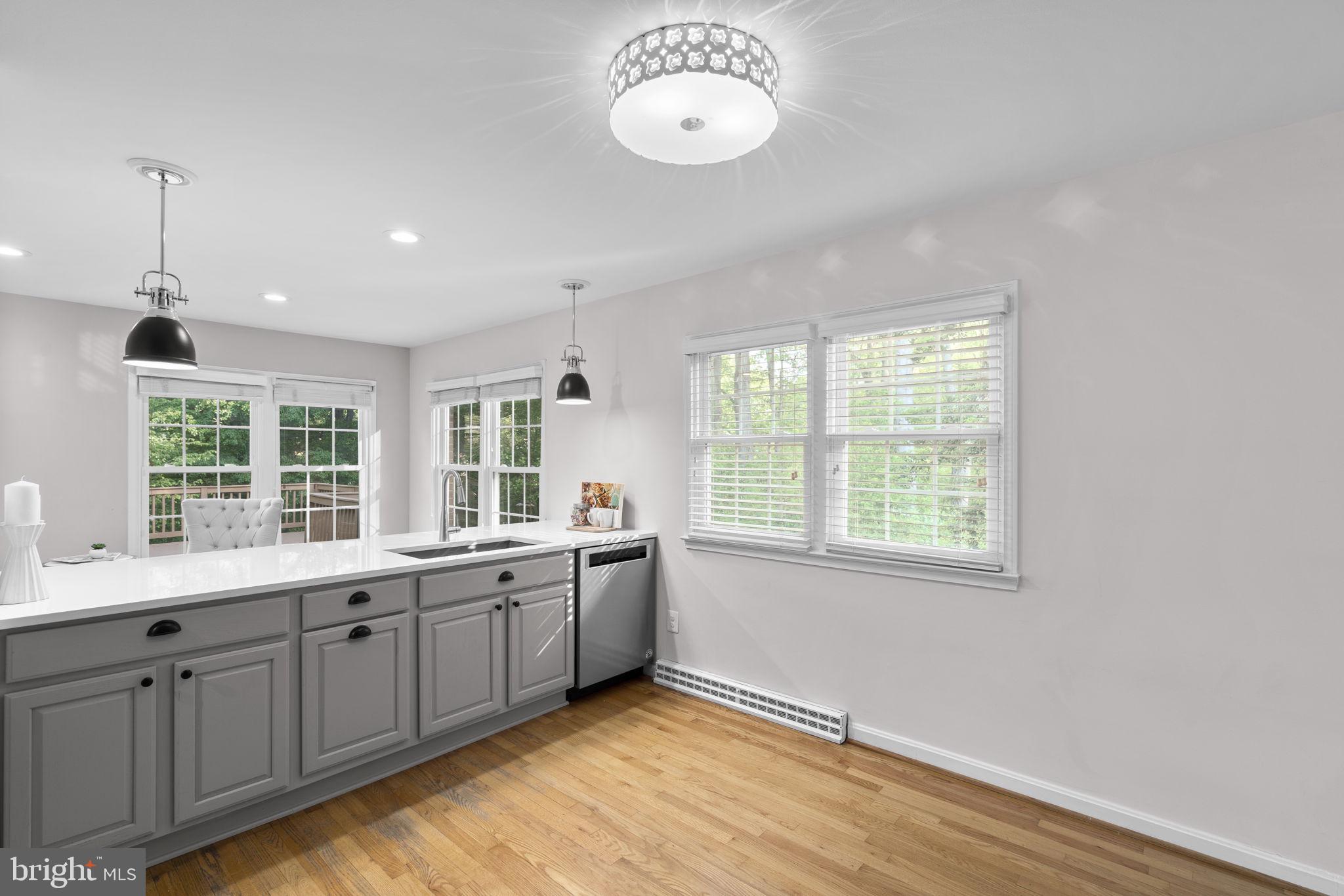 CAMELOT - Residential