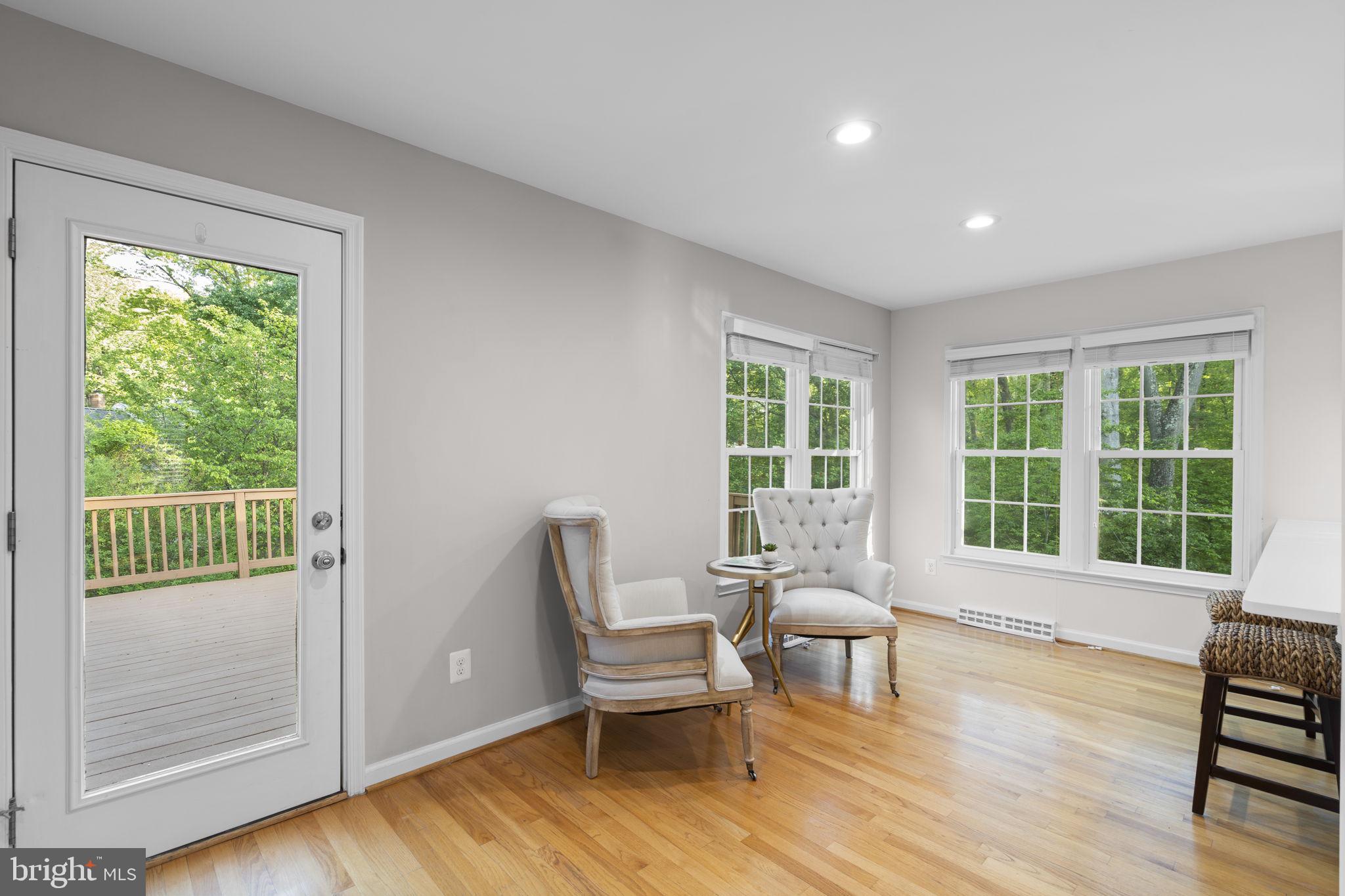 CAMELOT - Residential