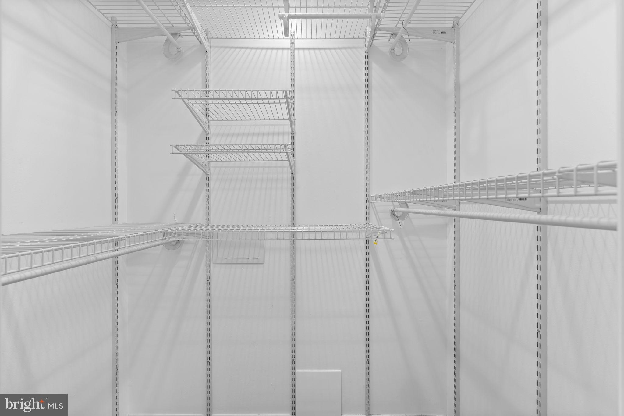 CAMELOT - Residential