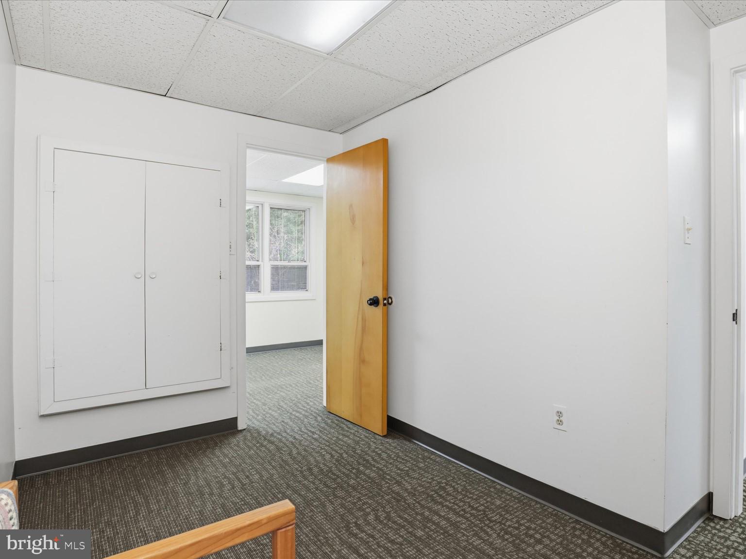 SPRINGFIELD PROFESSSIONAL PARK - Commercial Sale