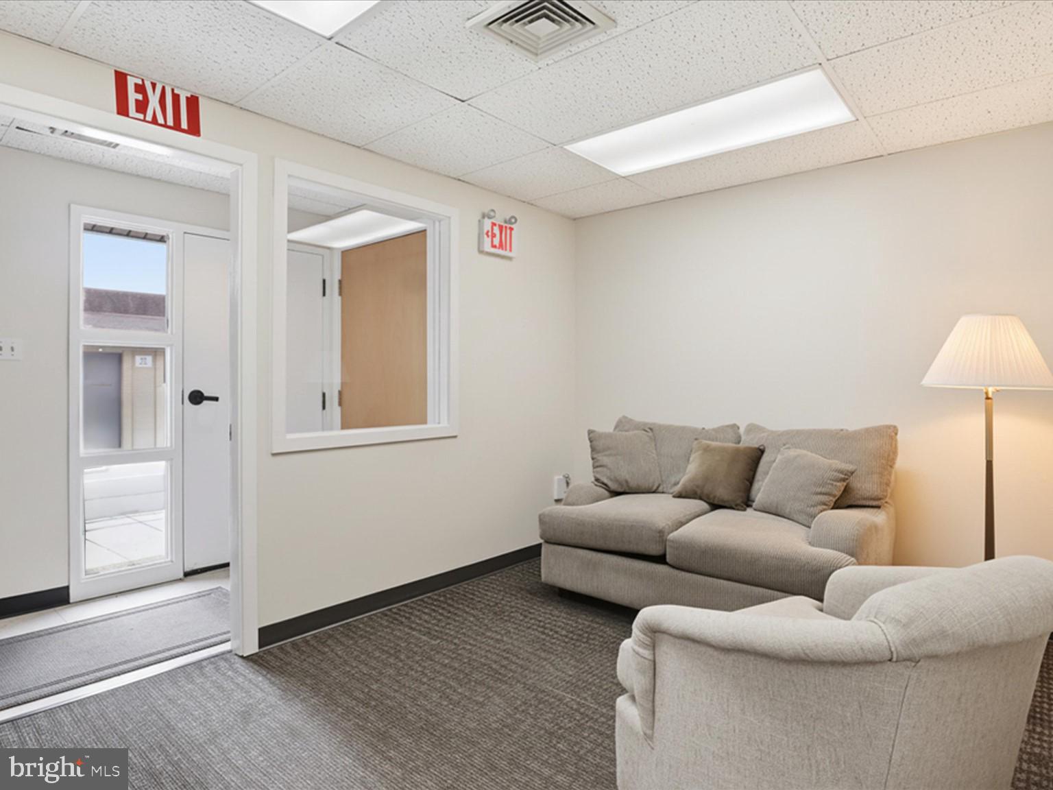 SPRINGFIELD PROFESSSIONAL PARK - Commercial Sale