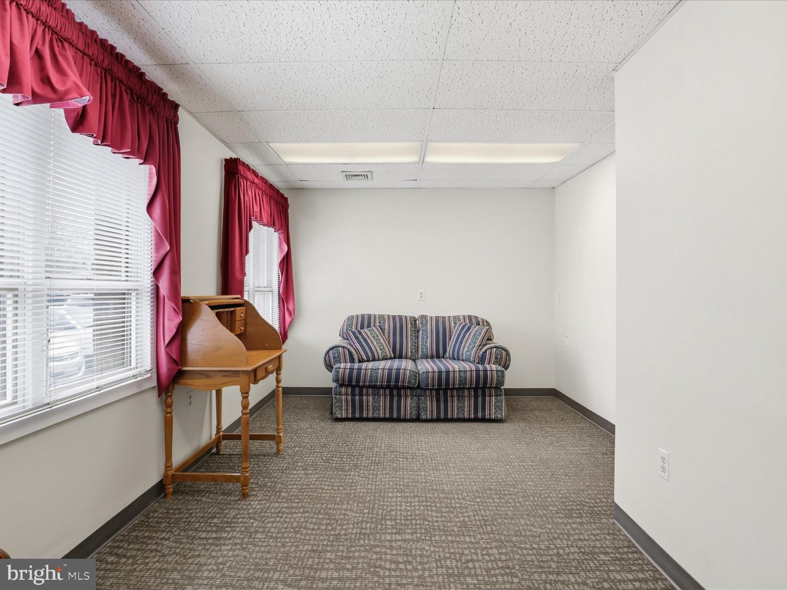 SPRINGFIELD PROFESSSIONAL PARK - Commercial Sale