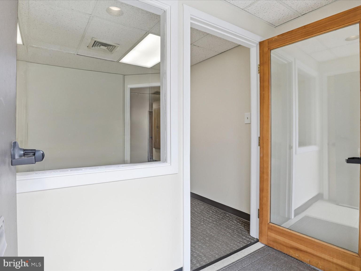 SPRINGFIELD PROFESSSIONAL PARK - Commercial Sale