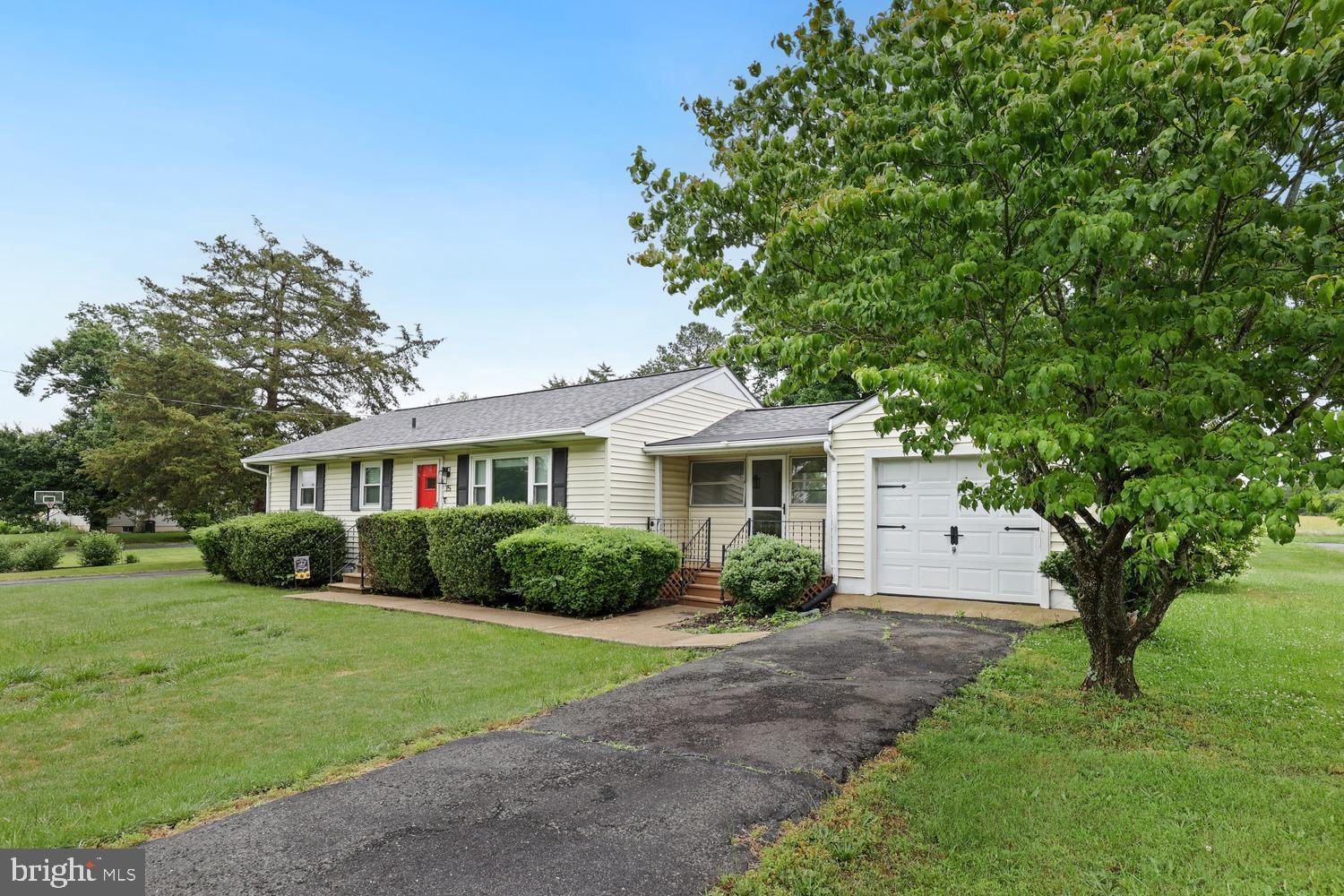 35 HOLLY CORNER ROAD