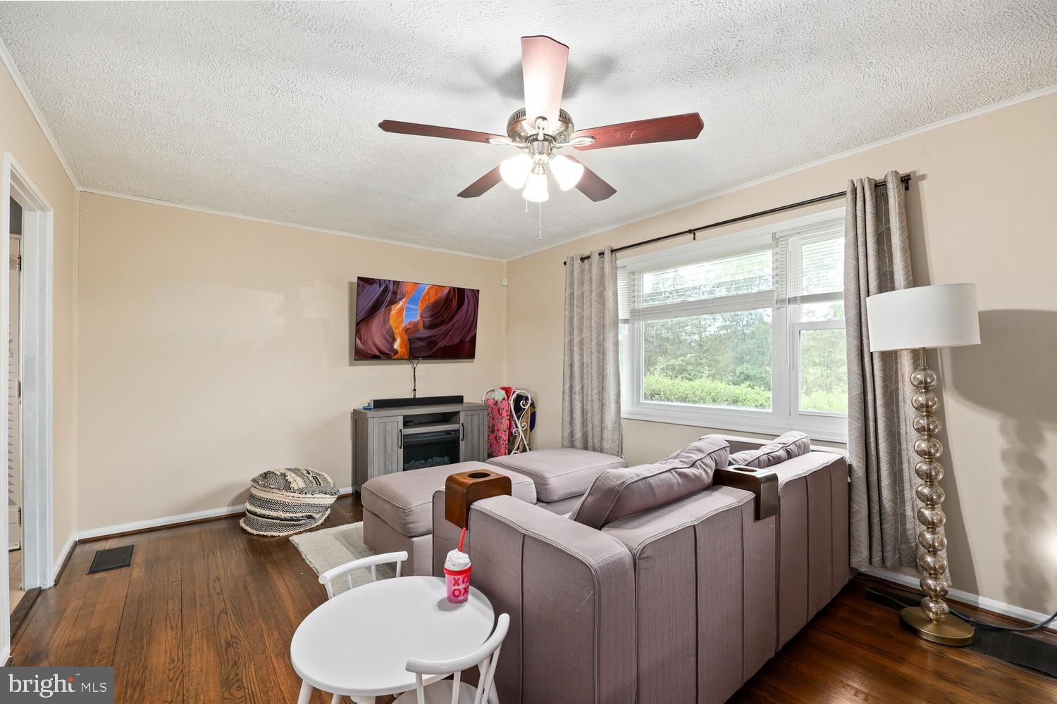 35 HOLLY CORNER ROAD