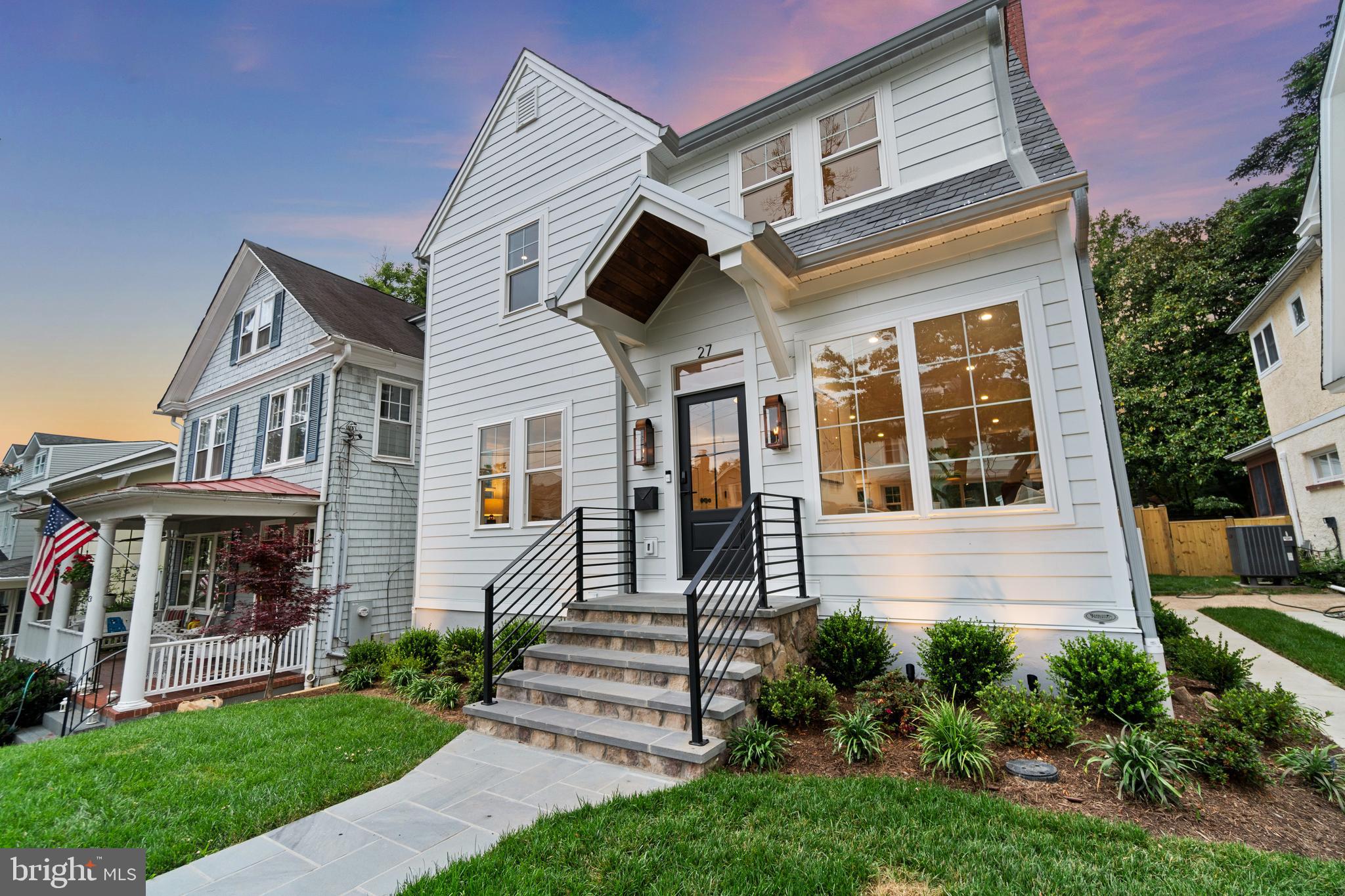 MURRAY HILL - Residential