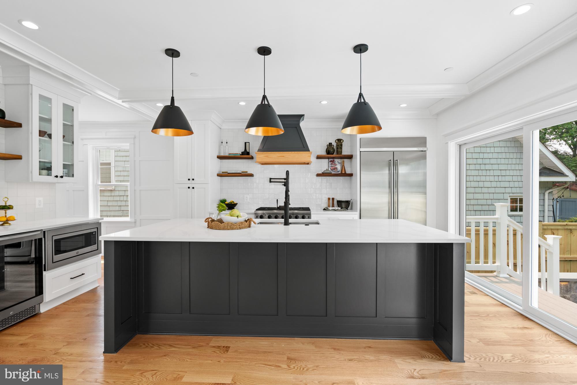 MURRAY HILL - Residential