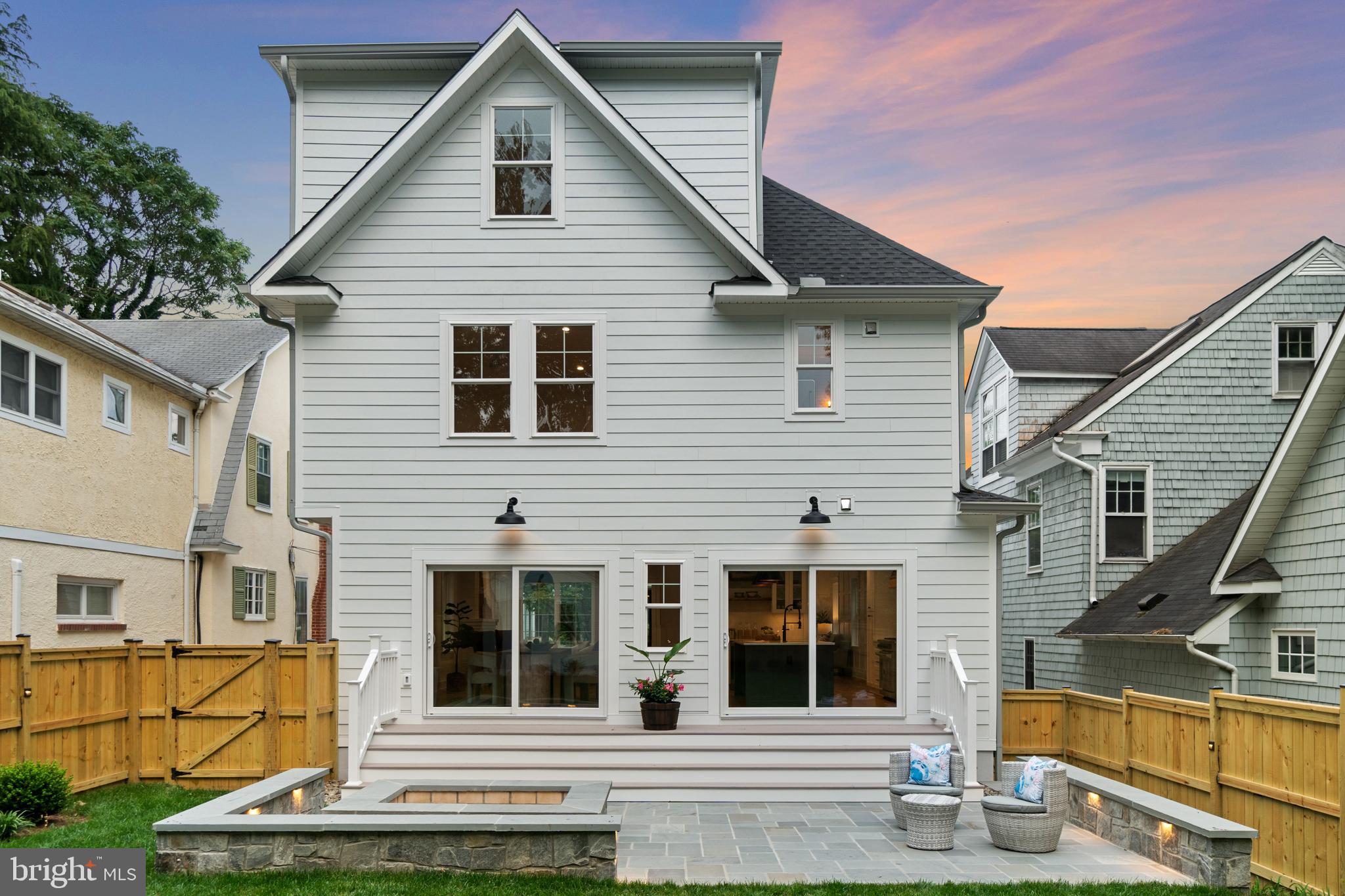 MURRAY HILL - Residential