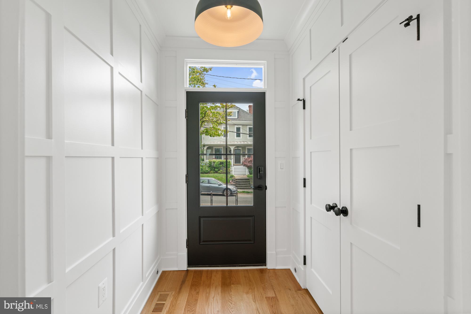 MURRAY HILL - Residential