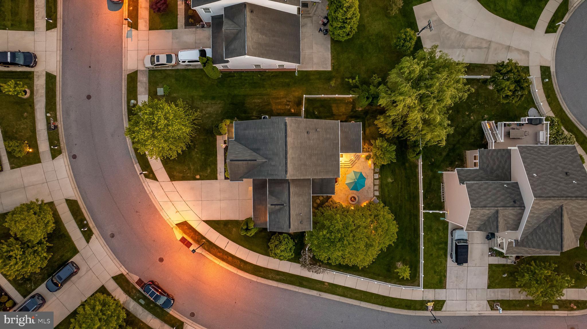 8888 PADDOCK LANE
