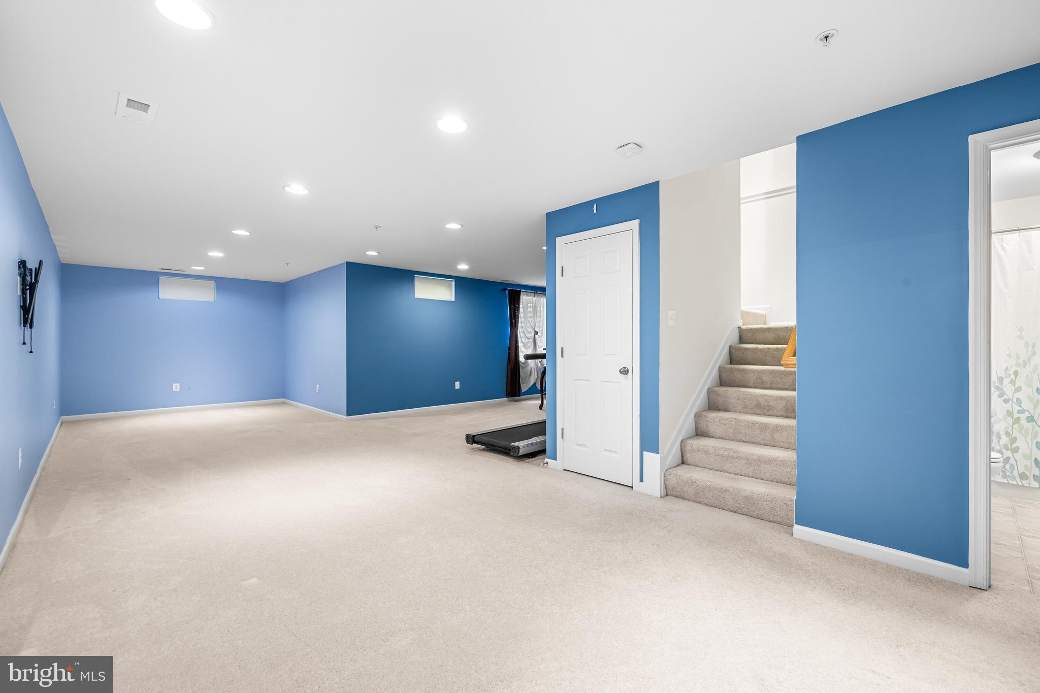 PERRY MEADOWS - Residential